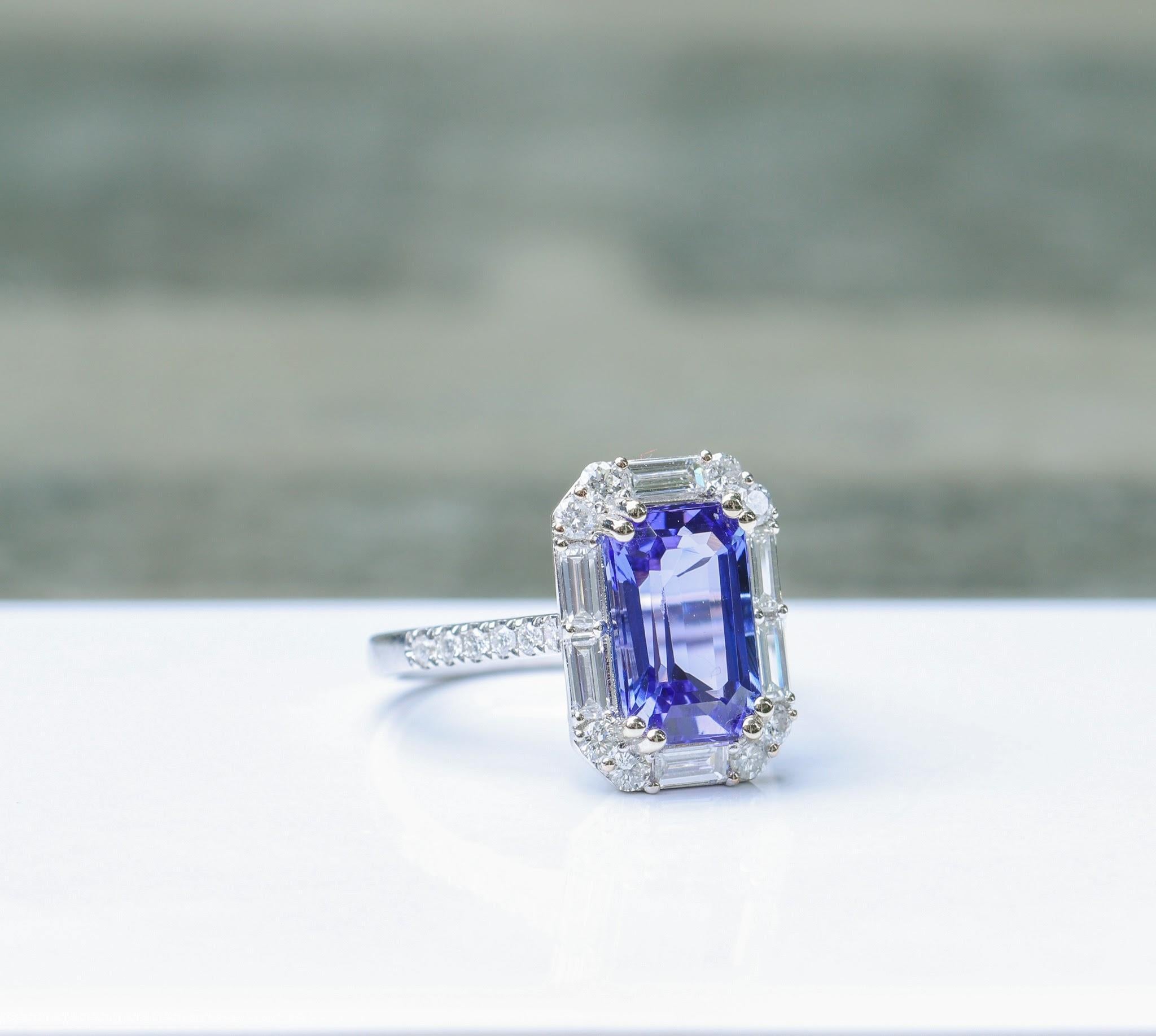 4ct Tanzanite Ring w Earth Mined Diamonds in Solid 14k White Gold EM 11.5x7mm In New Condition For Sale In Columbus, OH