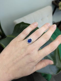 4cts Blue Sapphire Ring with Natural Diamonds Accents: Solid 14k Gold, 8x6mm