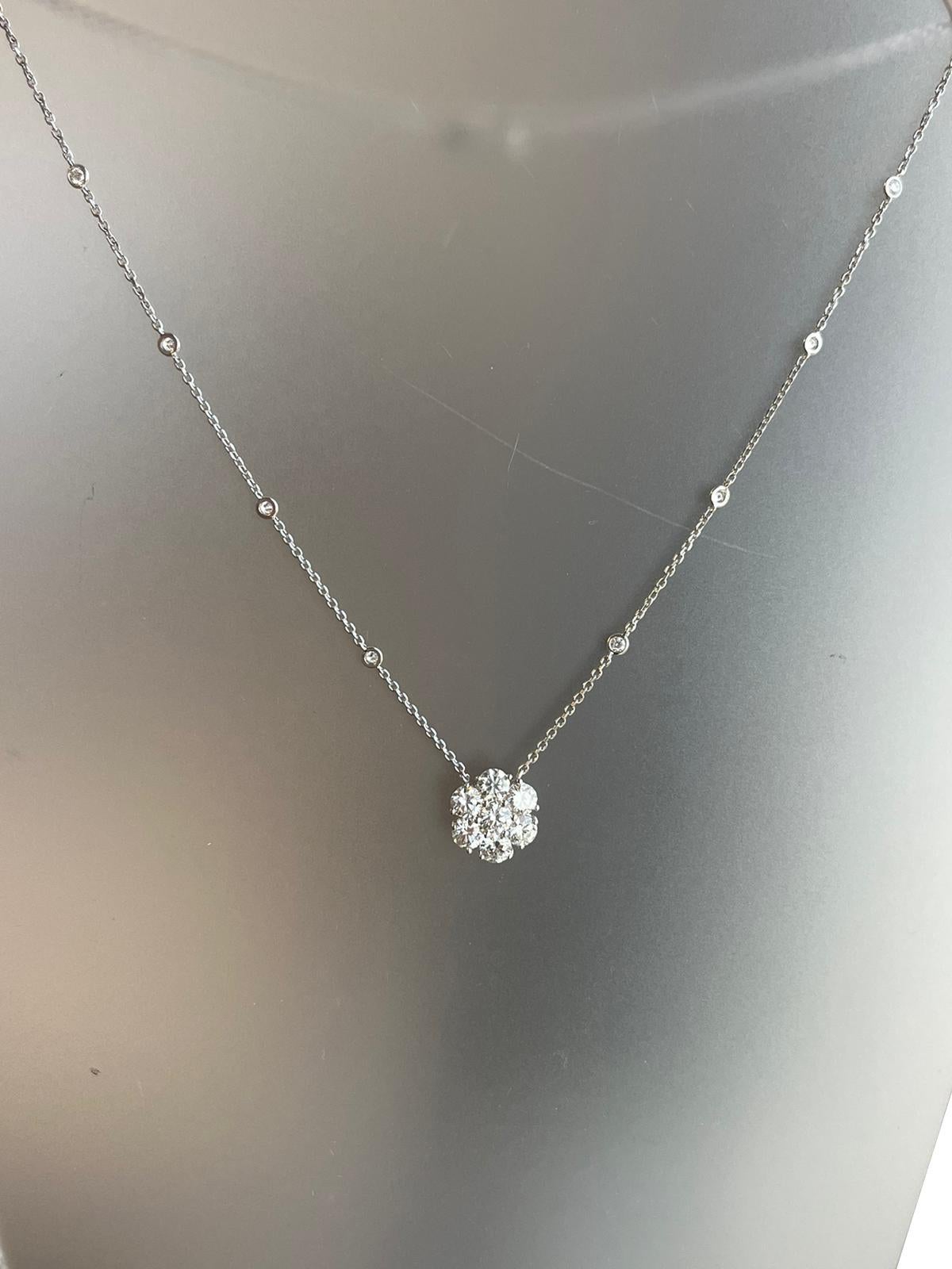 Collier de fleurs avec pendentif en grappe de 4ctw sur une chaîne en or 14K à diamants par Yard en vente 5