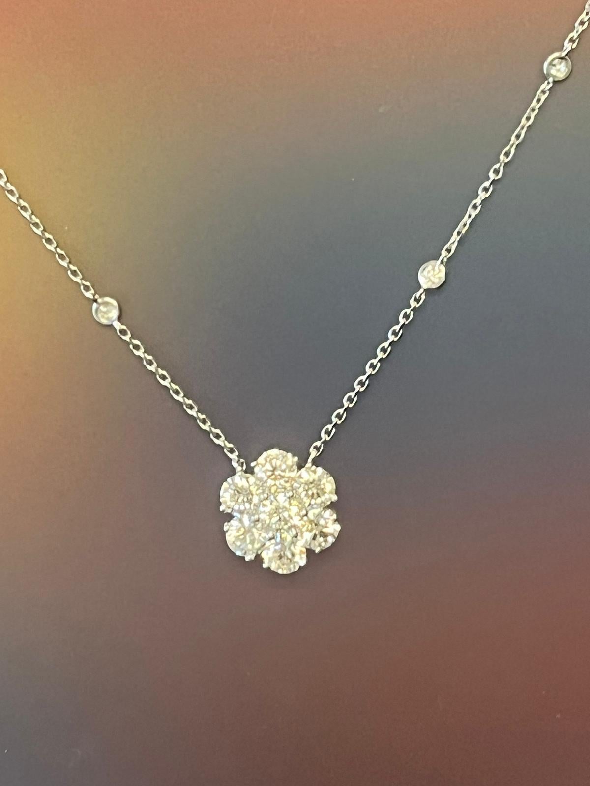 4ctw Cluster Pendant Flower Necklace on a Diamond by the Yard Chain 14K Gold For Sale 3