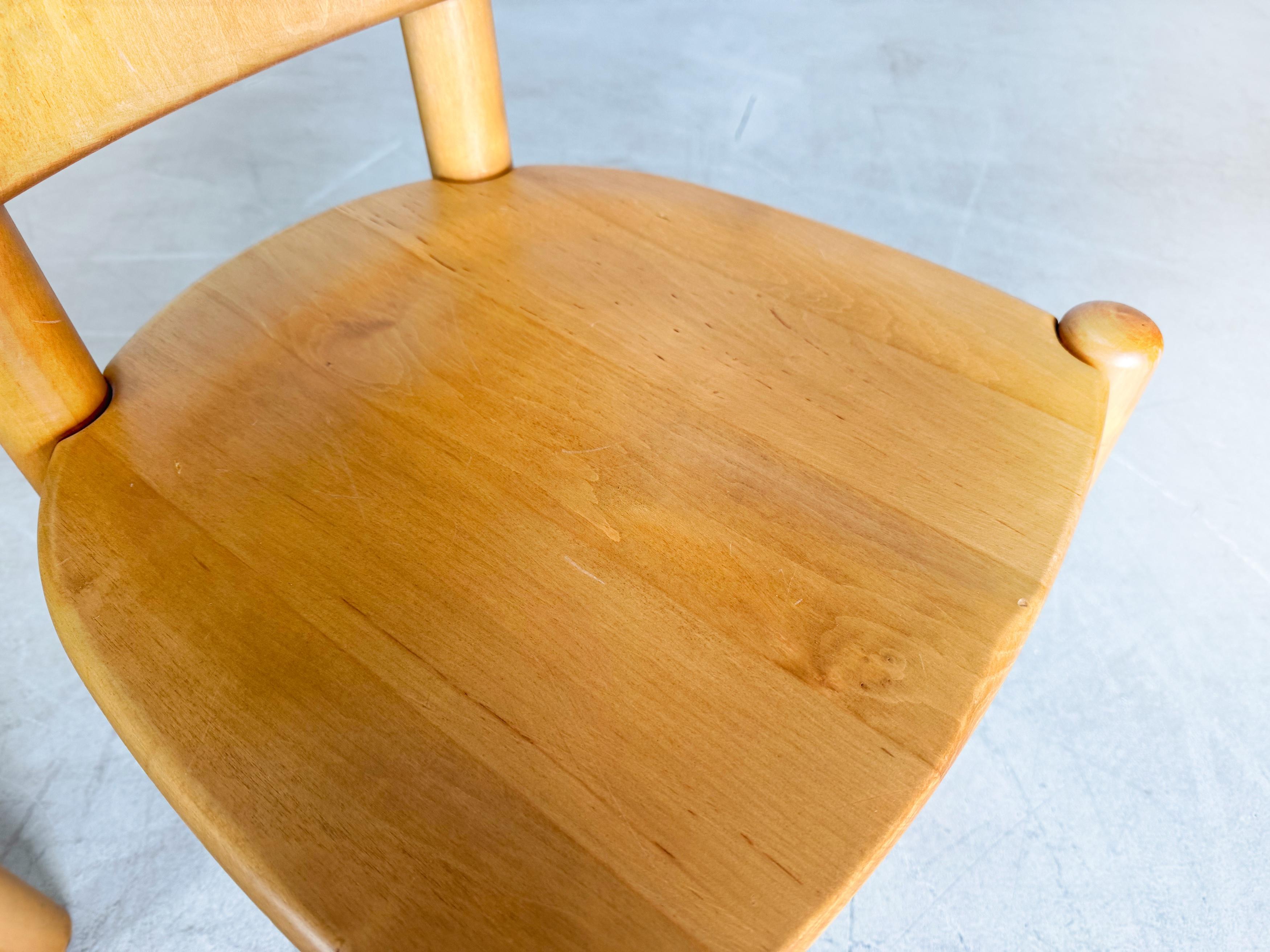 Ti offriamo uno splendido set di 4 stufe Midcentury di Rainer Daumiller degli anni '70 da acquistare. Il Design/One dei designer tedeschi non si distingue solo per la sua stabilità e il suo Komfort, ma anche per la sua maggiore fiducia, visto che le