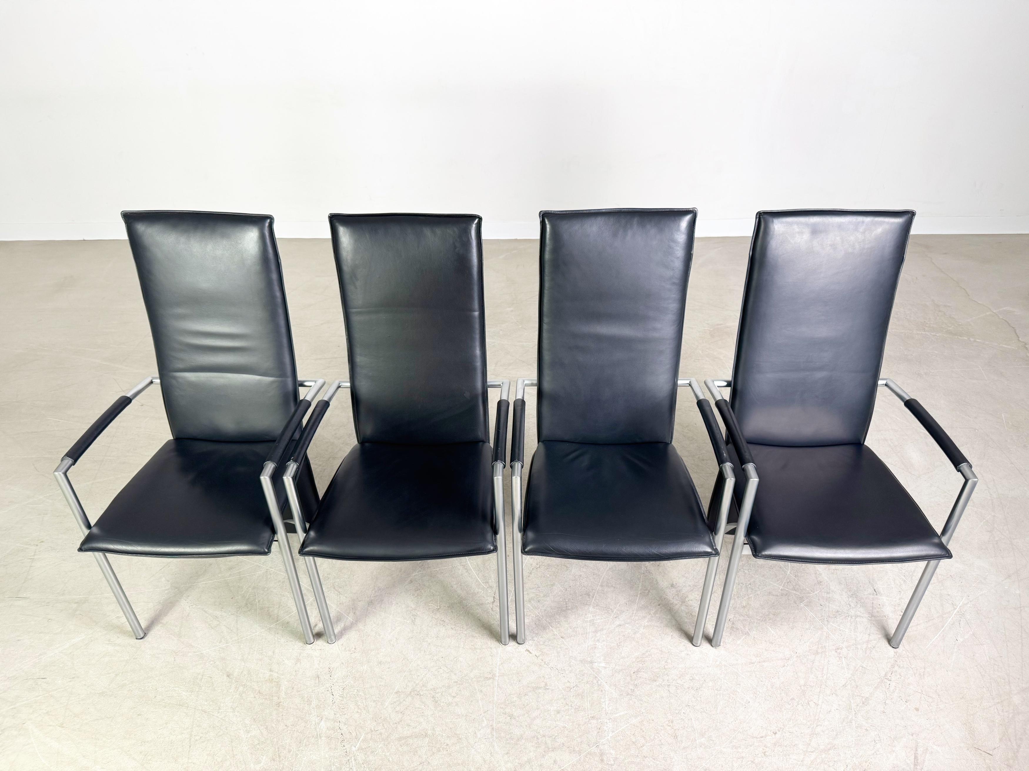 4er Set Ronald Schmitt RST 4 Stühle Leder Design Stuhl Armlehnen Cuero en venta