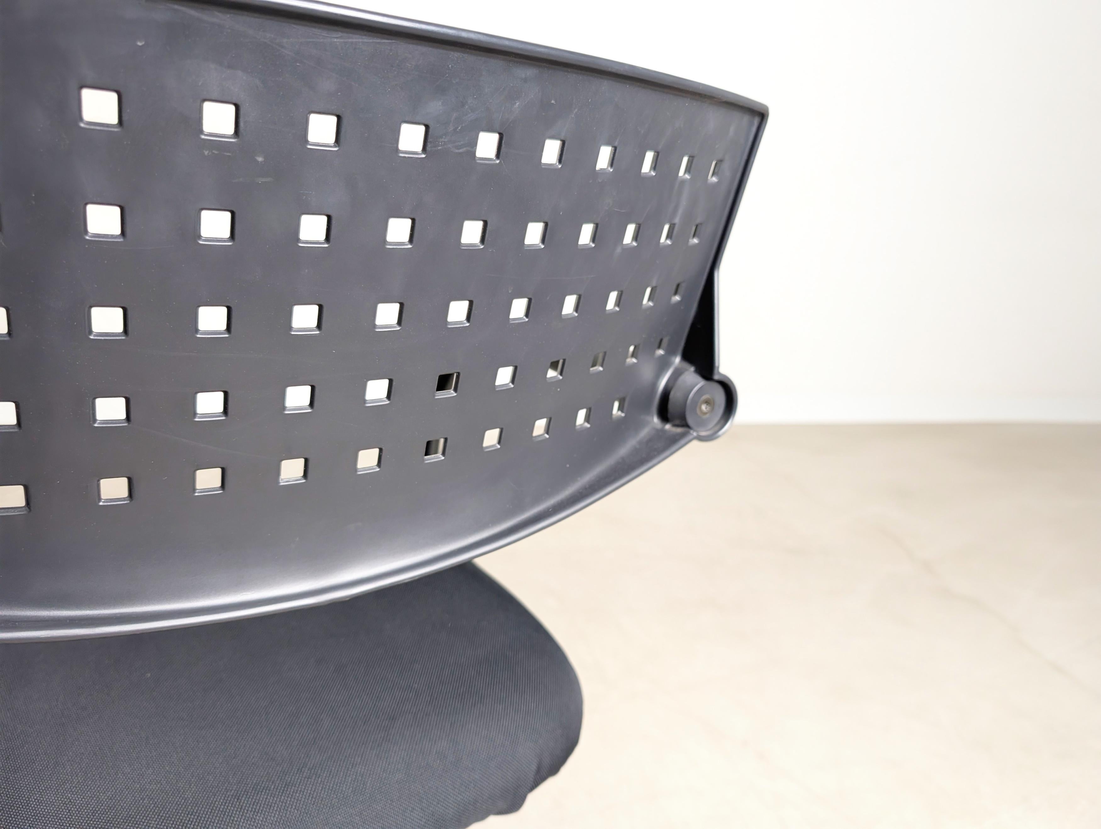 4er Set Vitra Visavis Stühle Design Freischwinger Armlehnstuhl en vente 1