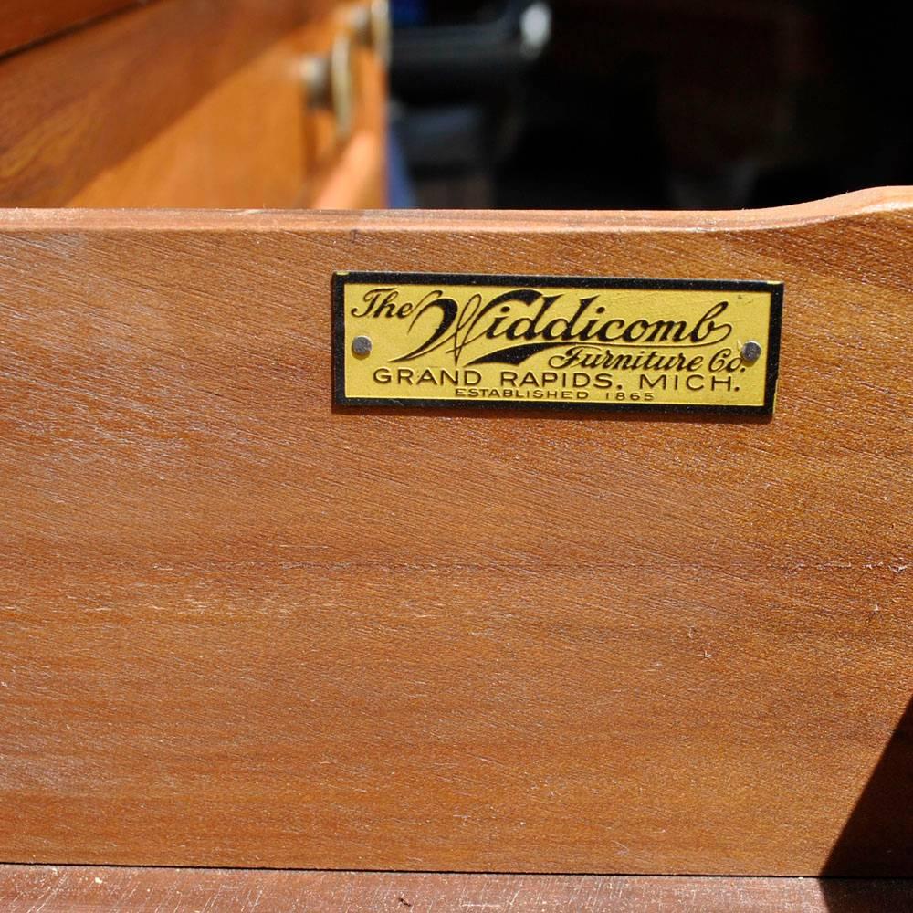 Vintage Midcentury Desk by Widdicomb In Good Condition For Sale In Pasadena, TX
