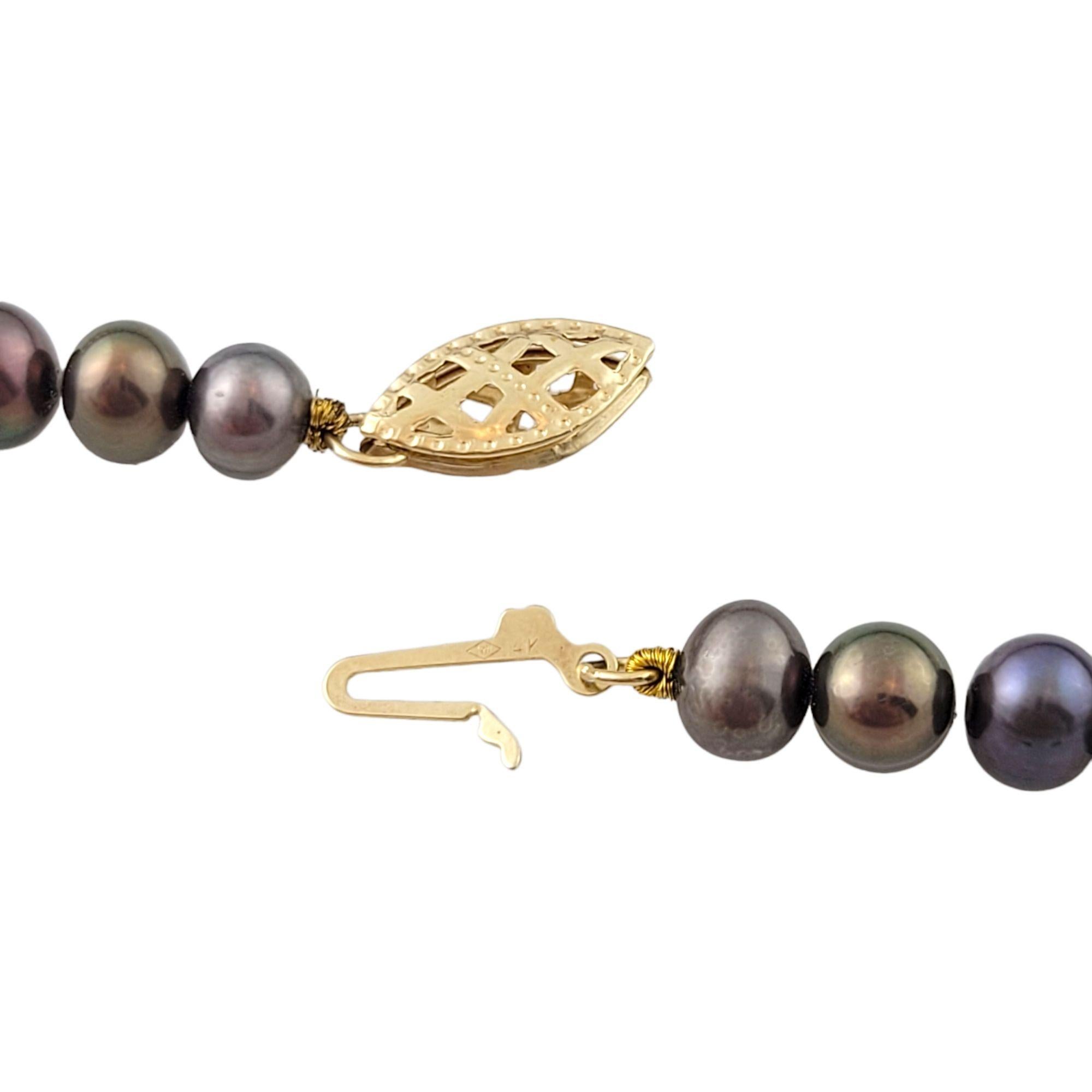Round Cut 4K Yellow Gold Black Freshwater Pearl Bracelet #13585 For Sale