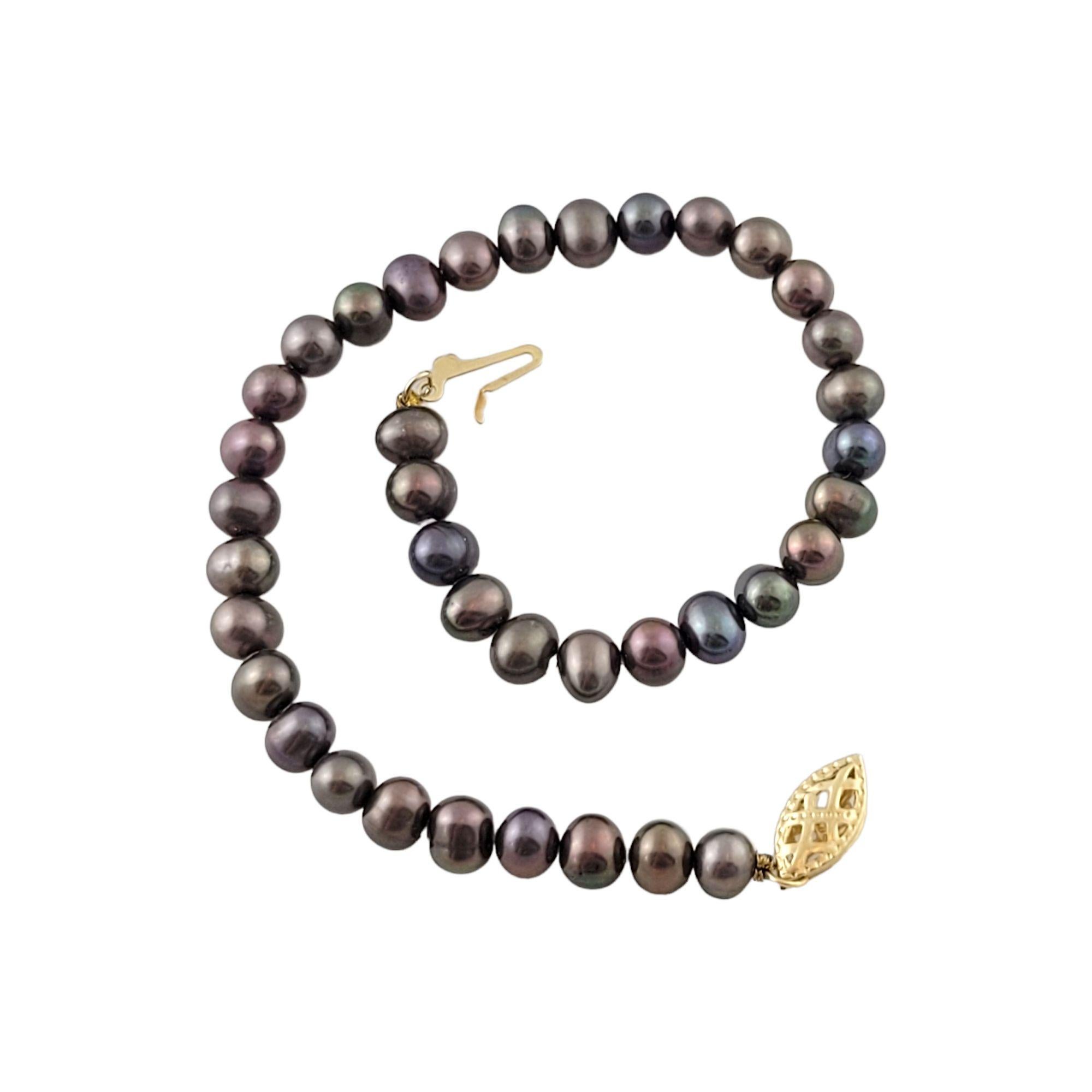Bracelet en or jaune 4 carats avec perles d'eau douce noires n° 13585 Pour femmes en vente