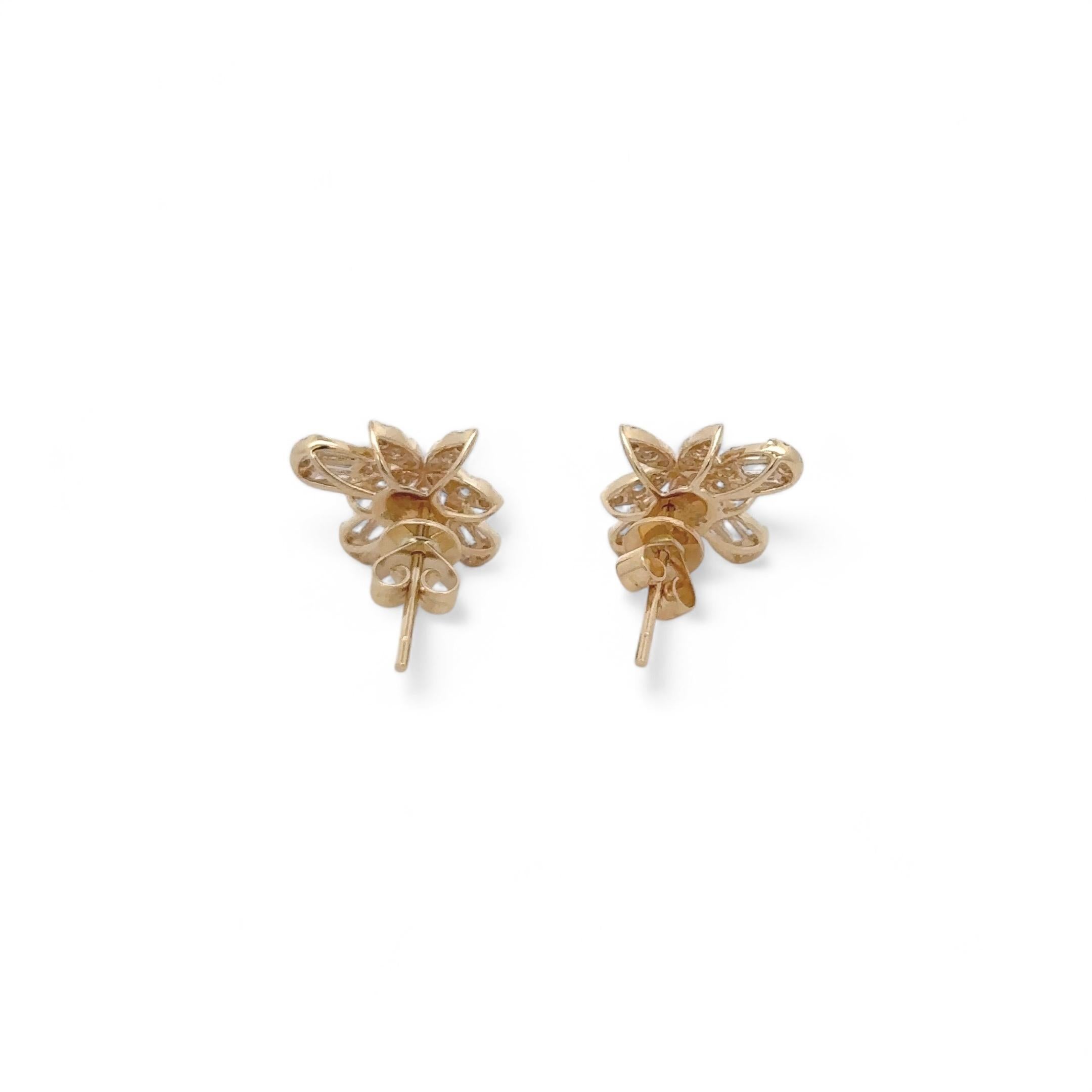 Borchie a fiore in oro giallo 14K In condizioni Nuovo in vendita a New York, NY