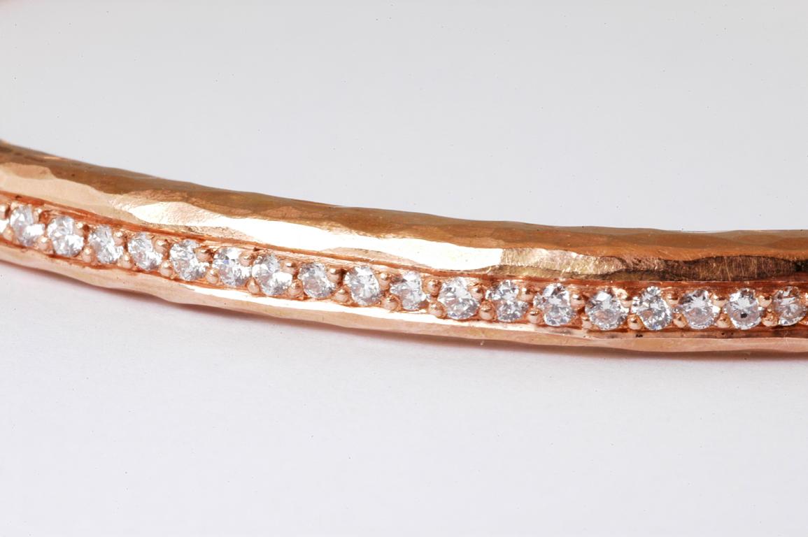 Round Cut 18 Carat Rose Gold Hammered channel set diamond bangle For Sale