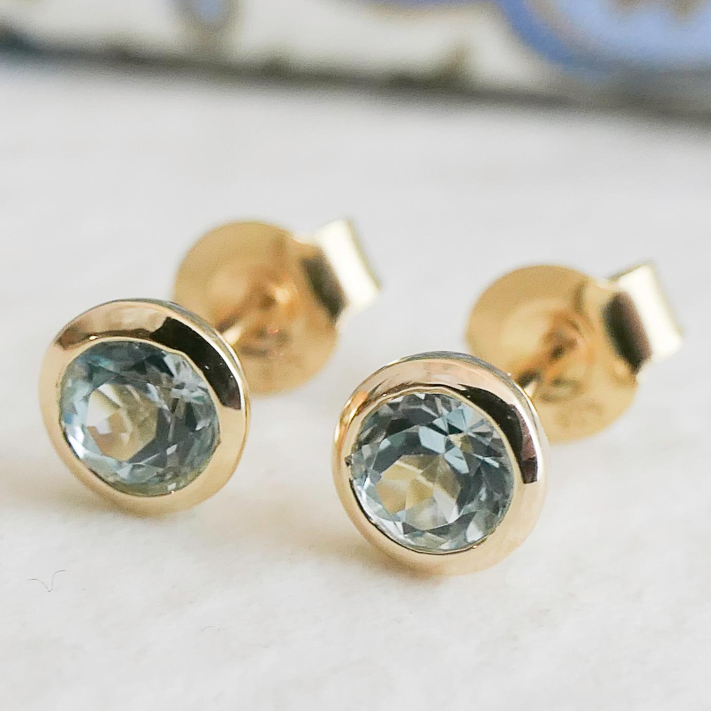 4mm Blue Topaz Gold Plated Sterling Silver Stud Earrings For Sale 1