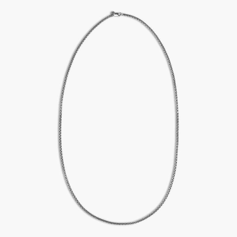 4mm Box Chain in Black Rhodium Plated Sterling Silver, Size L

A classic box chain is the perfect base for layering and for those who seek a bold yet simplistic look. Set in black rhodium-plated sterling silver. A must have for all chain lovers.