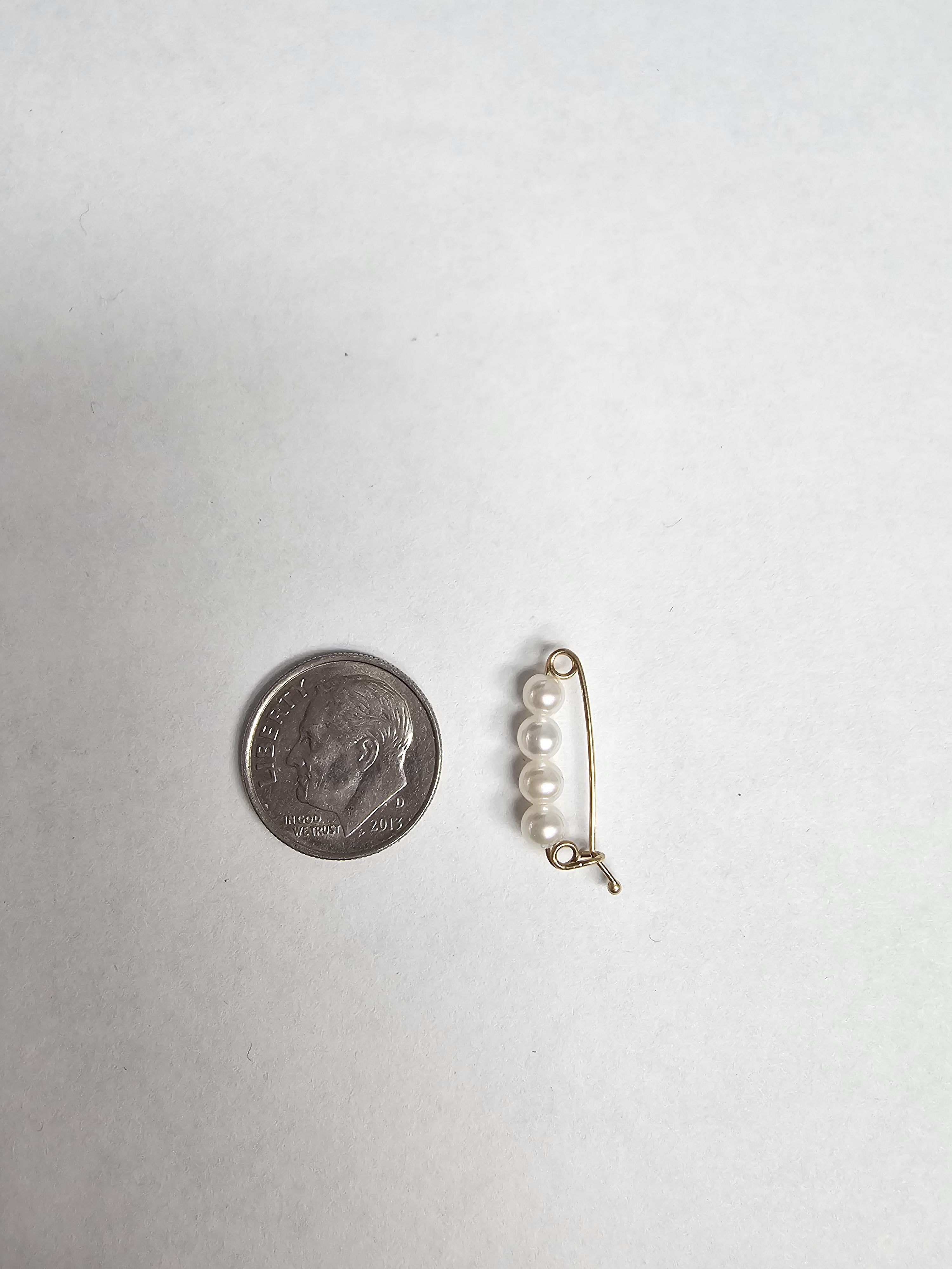 Taille ronde Boucle de raccourcissement en perles de culture de 4 mm  Or jaune 14k  Rehausseur de perles en vente