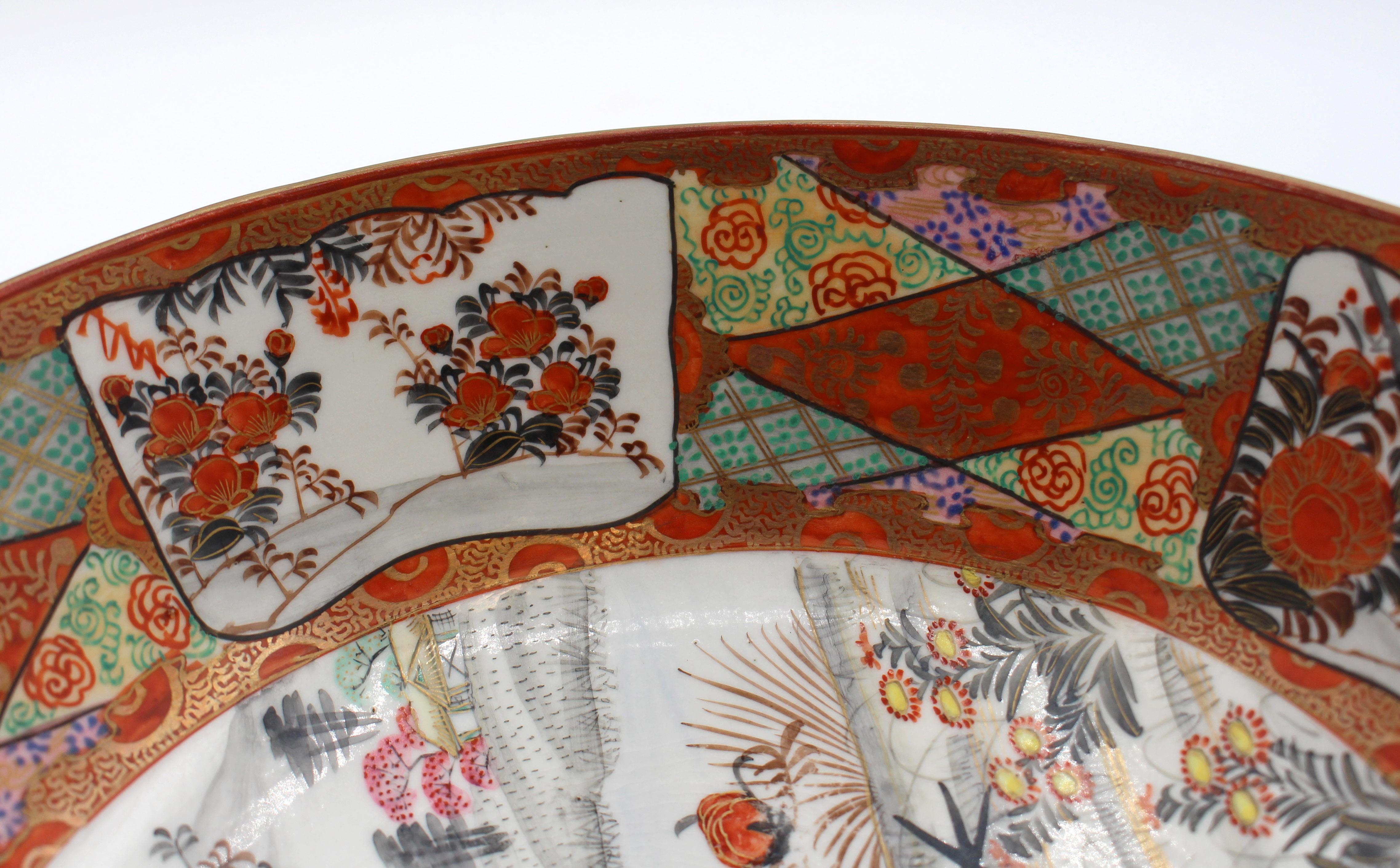 4th Quarter 19th Century Pair of Japanese Kutani Porcelain Bowls For Sale 4