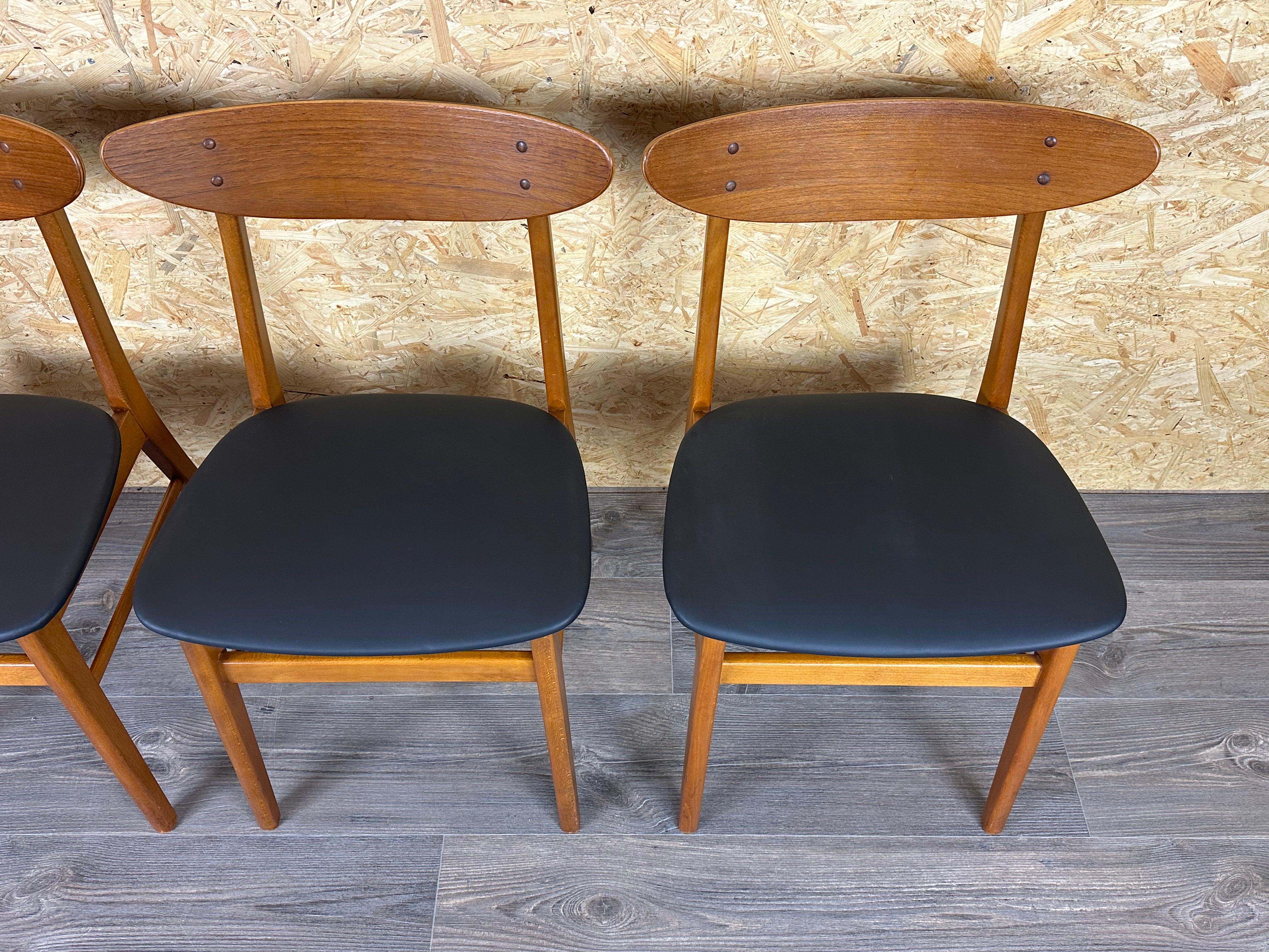 4x 60s 70s Sillas de Comedor de Teca Diseño Moderno Danés cuero de imitación en venta