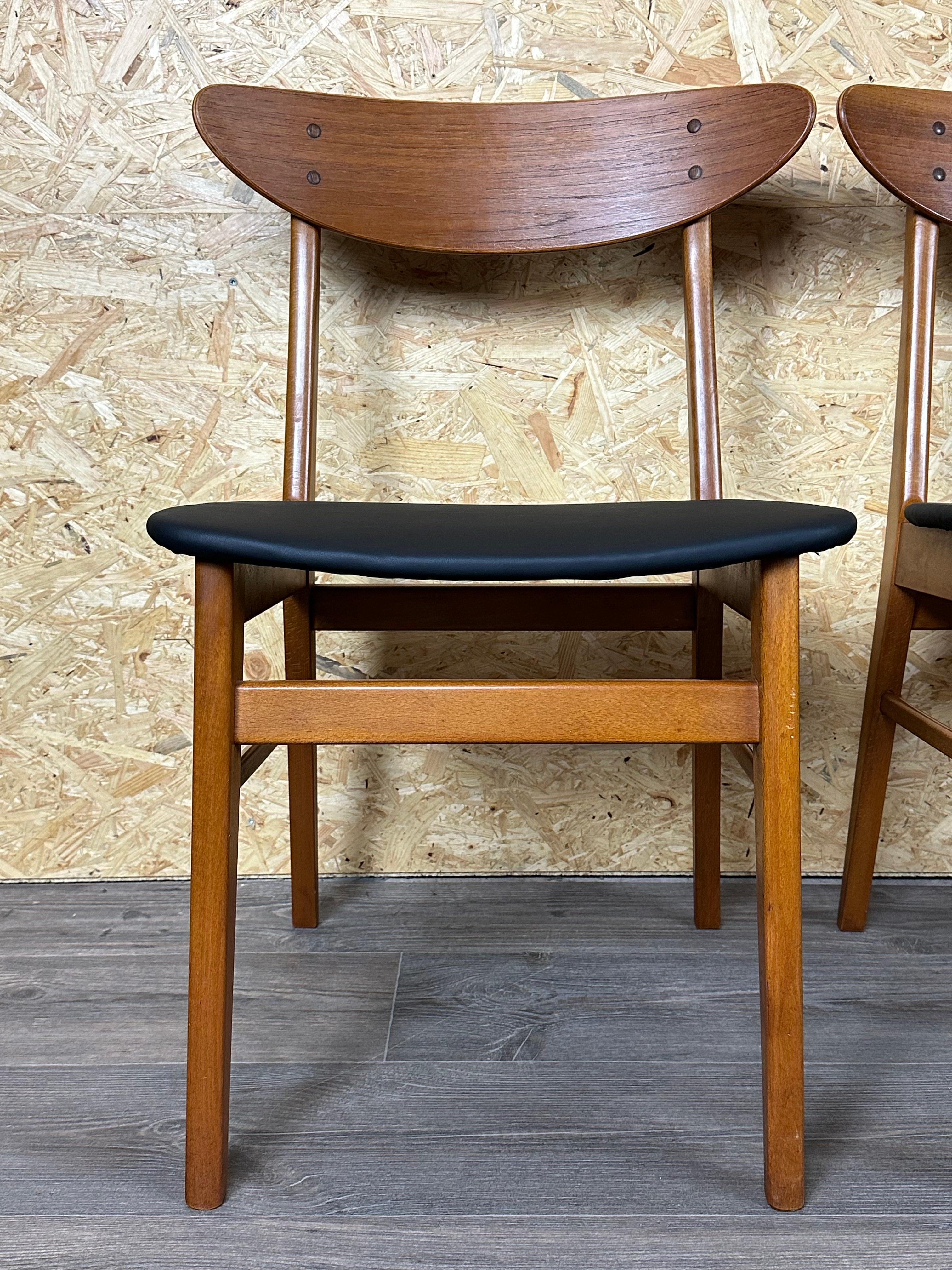 4x 60s 70s Sillas de Comedor de Teca Diseño Moderno Danés en venta 1