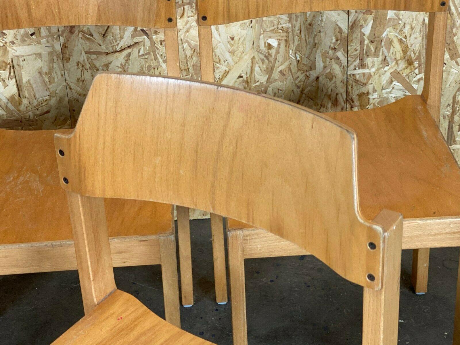 4 chaises en bois des années 70 x 80 Design de chaises empilables et de meubles flottants 1