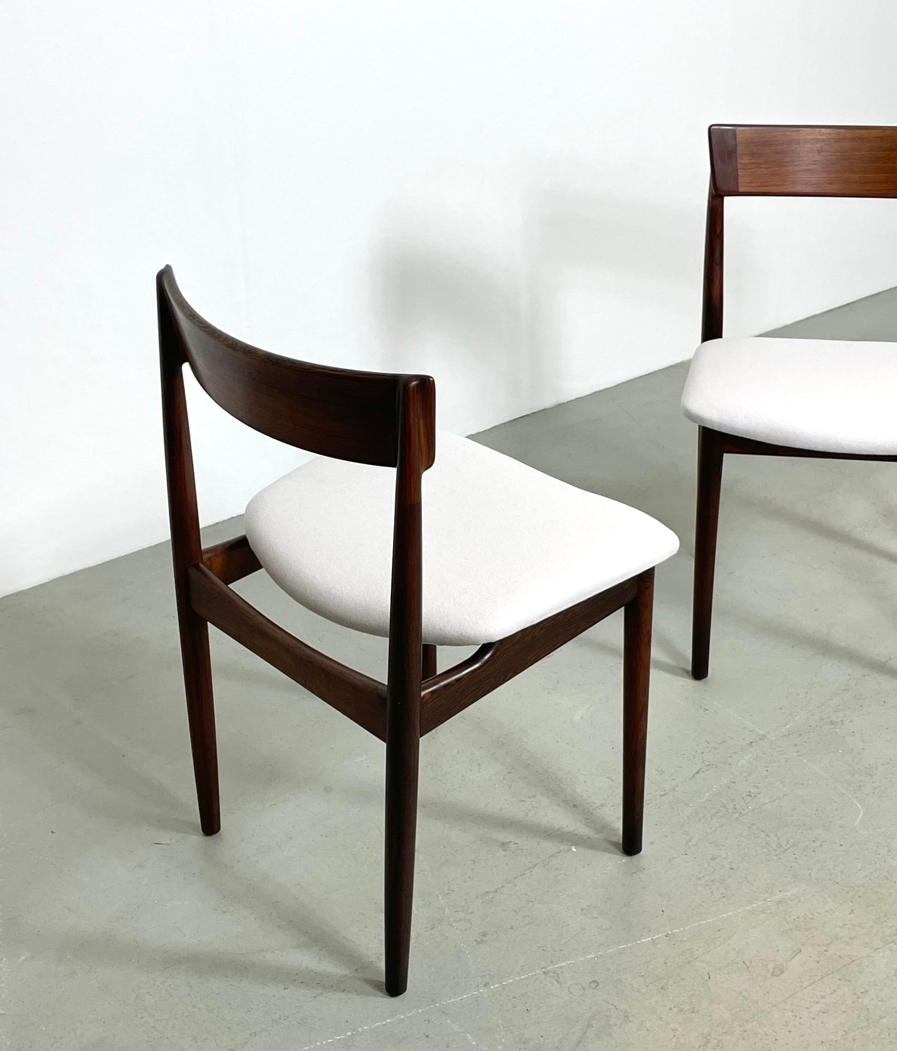4x chaises de salle à manger danoises modèle 39 par Henry Rosengren 1960  Bon état - En vente à St-Brais, JU