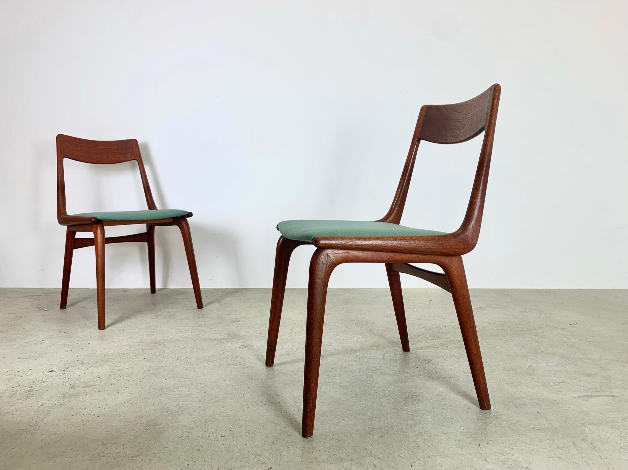 4x dänische Boomerang-Stühle aus Teakholz von Alfred Christensen, 1950er Jahre, restauriert (Dänisch) im Angebot