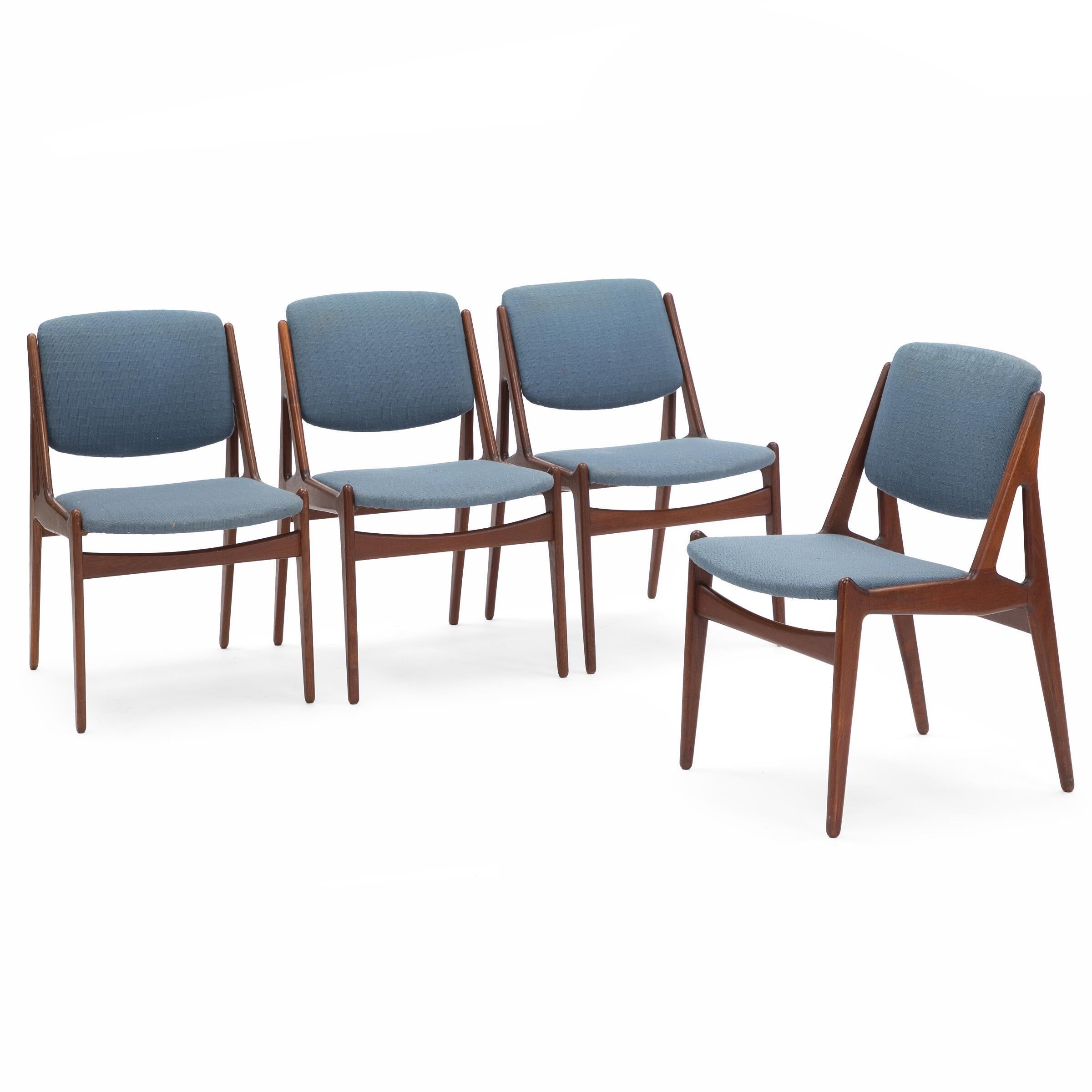 4x Danish Teak Dining Chairs by Arne Vodder, 1950s In Good Condition For Sale In St-Brais, JU