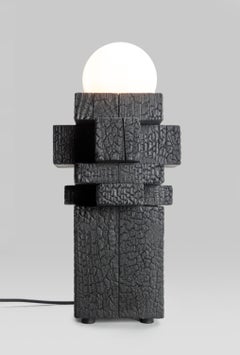 Lampada 4X - Lampada da tavolo moderna fatta a mano Yakisuki annerita con diffusore a globo di vetro