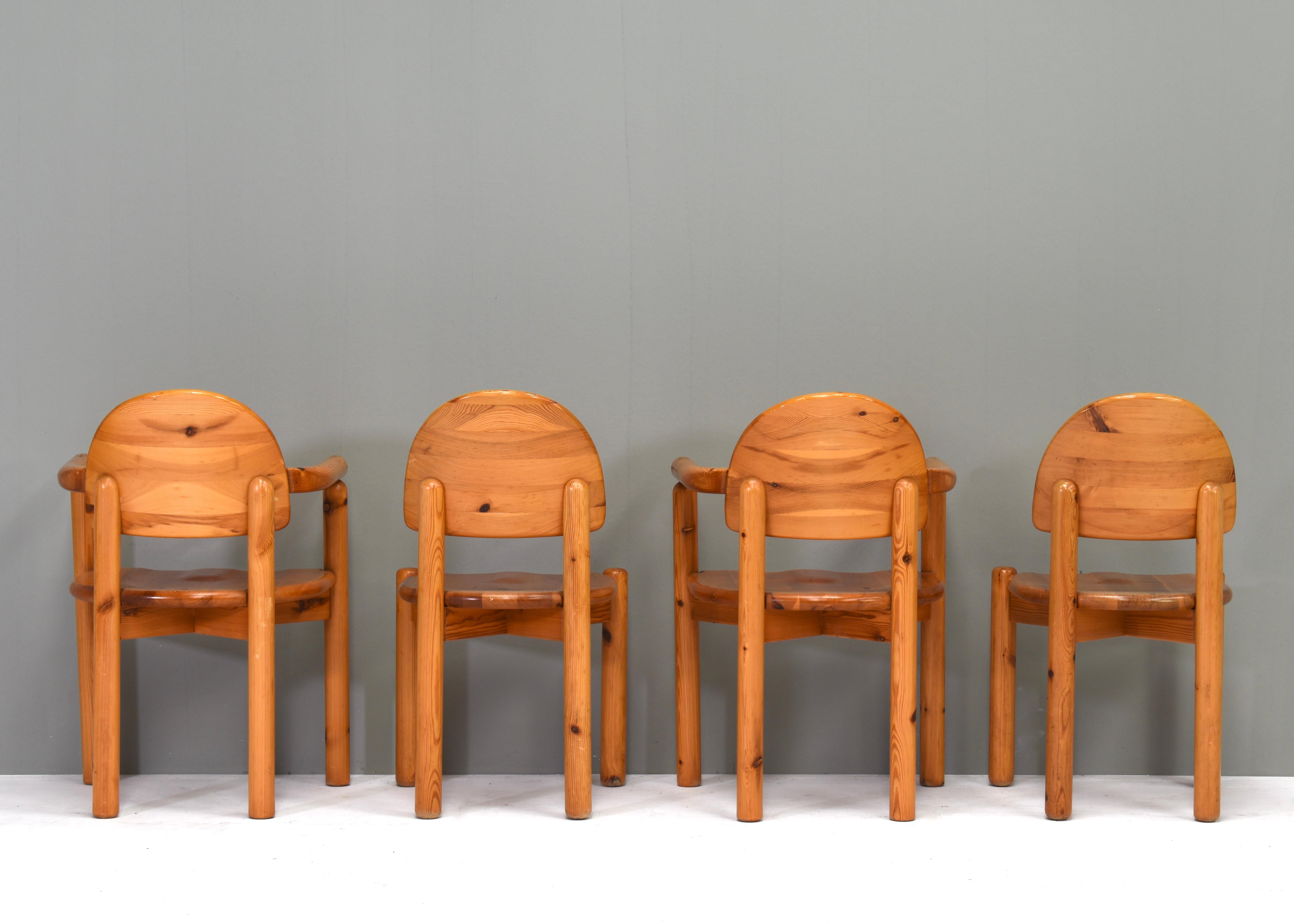 4 Esszimmerstühle aus Kiefernholz von Rainer Daumiller für Hirtshals, Dänemark, um 1970 (Dänisch) im Angebot