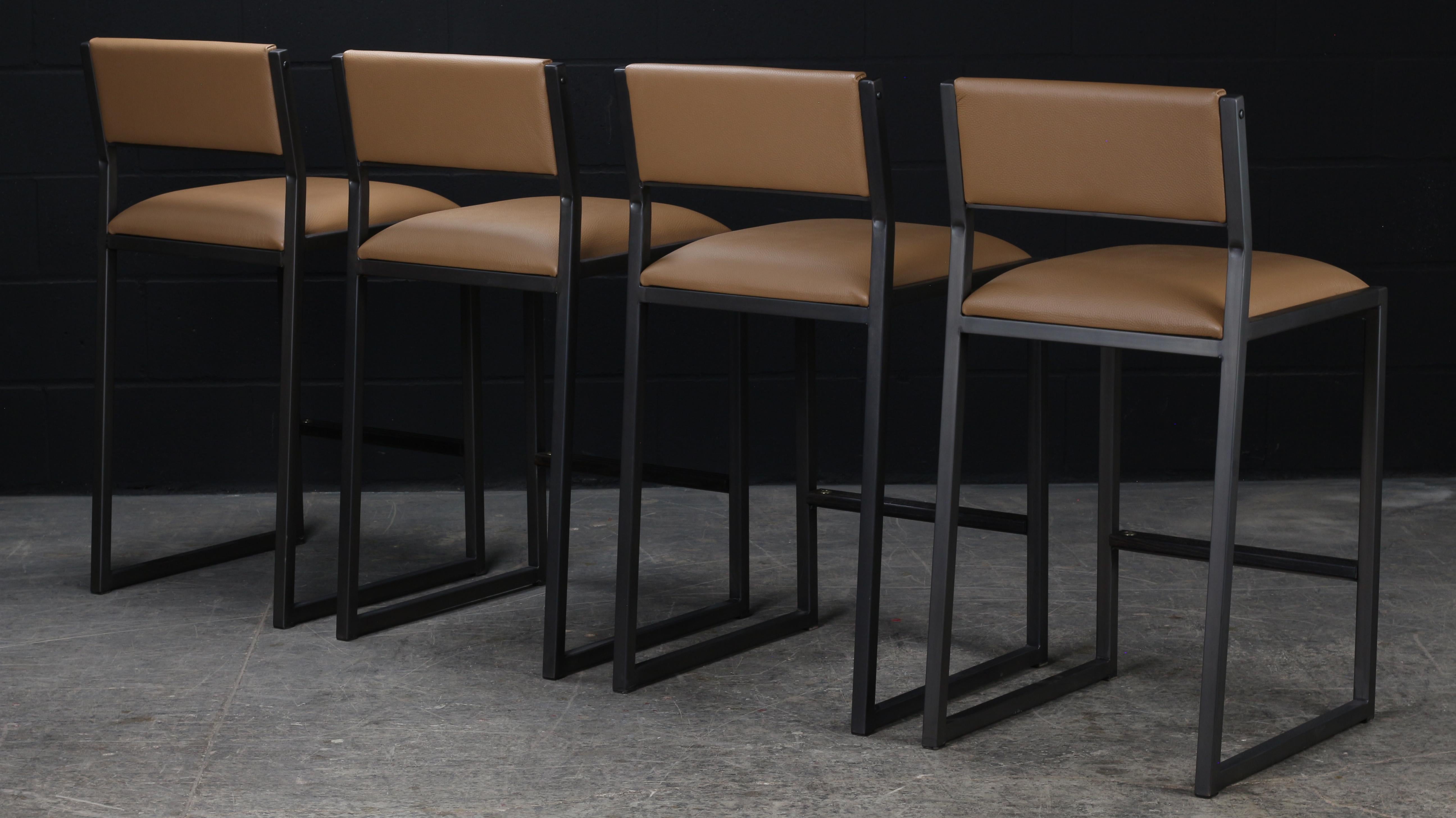 Powder-Coated 4x Shaker Counter Stools in, Sedona Leather, Blackened Steel & Oxidized Oak For Sale