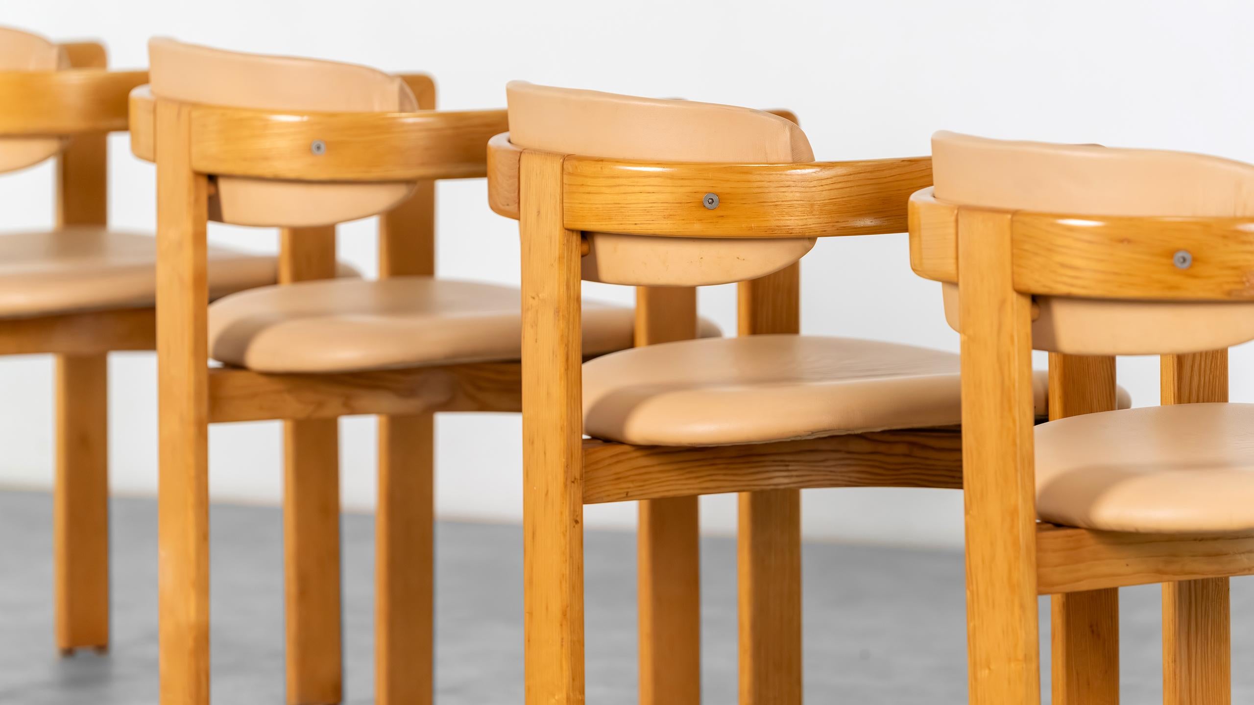 4x Chaises de salle à manger vintage en pin massif - 1970 Italie à la Scarpa Savini Pozzi en vente 6