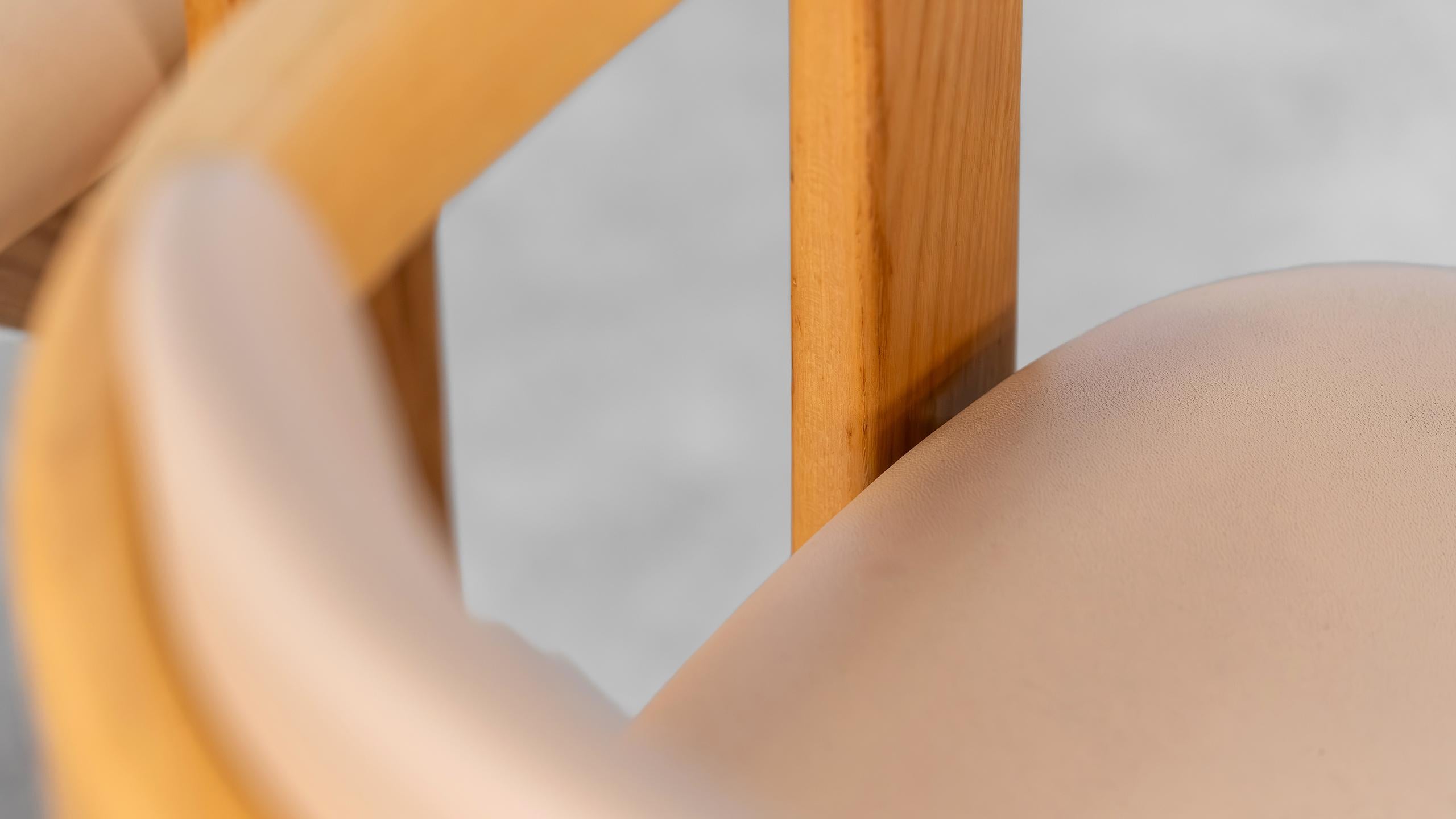 4x Chaises de salle à manger vintage en pin massif - 1970 Italie à la Scarpa Savini Pozzi en vente 9