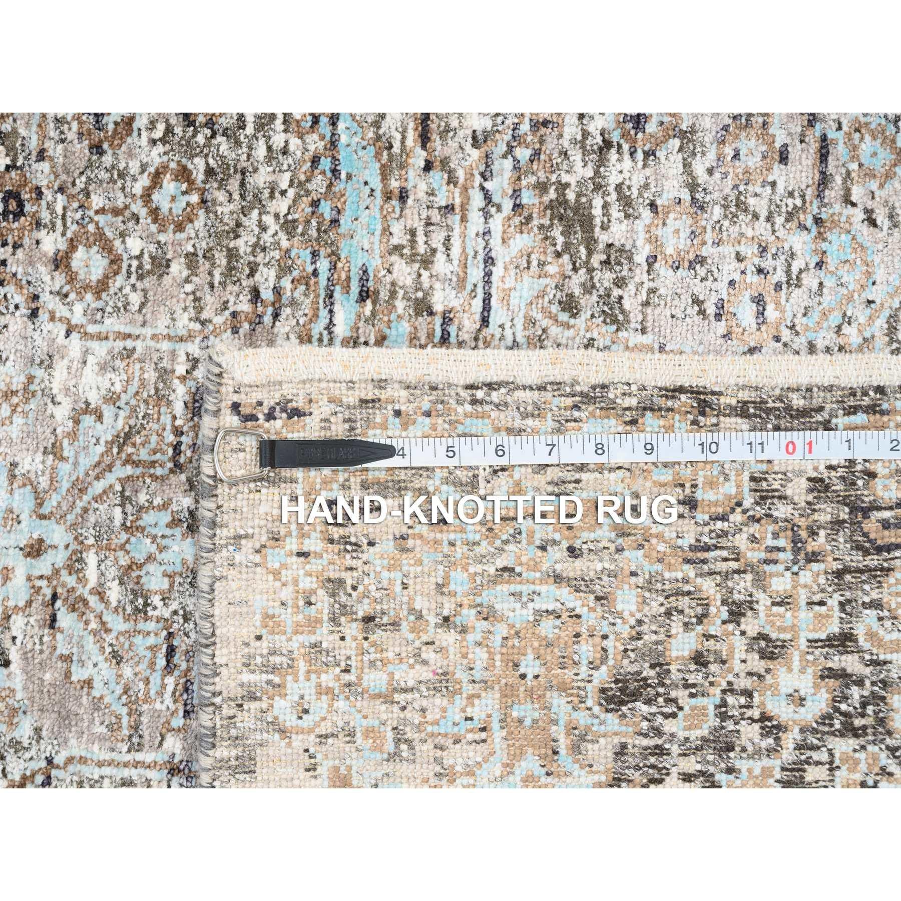 4'x10' Tapis de course large en soie et laine nouée à la main, design transitionnel gris en vente 1