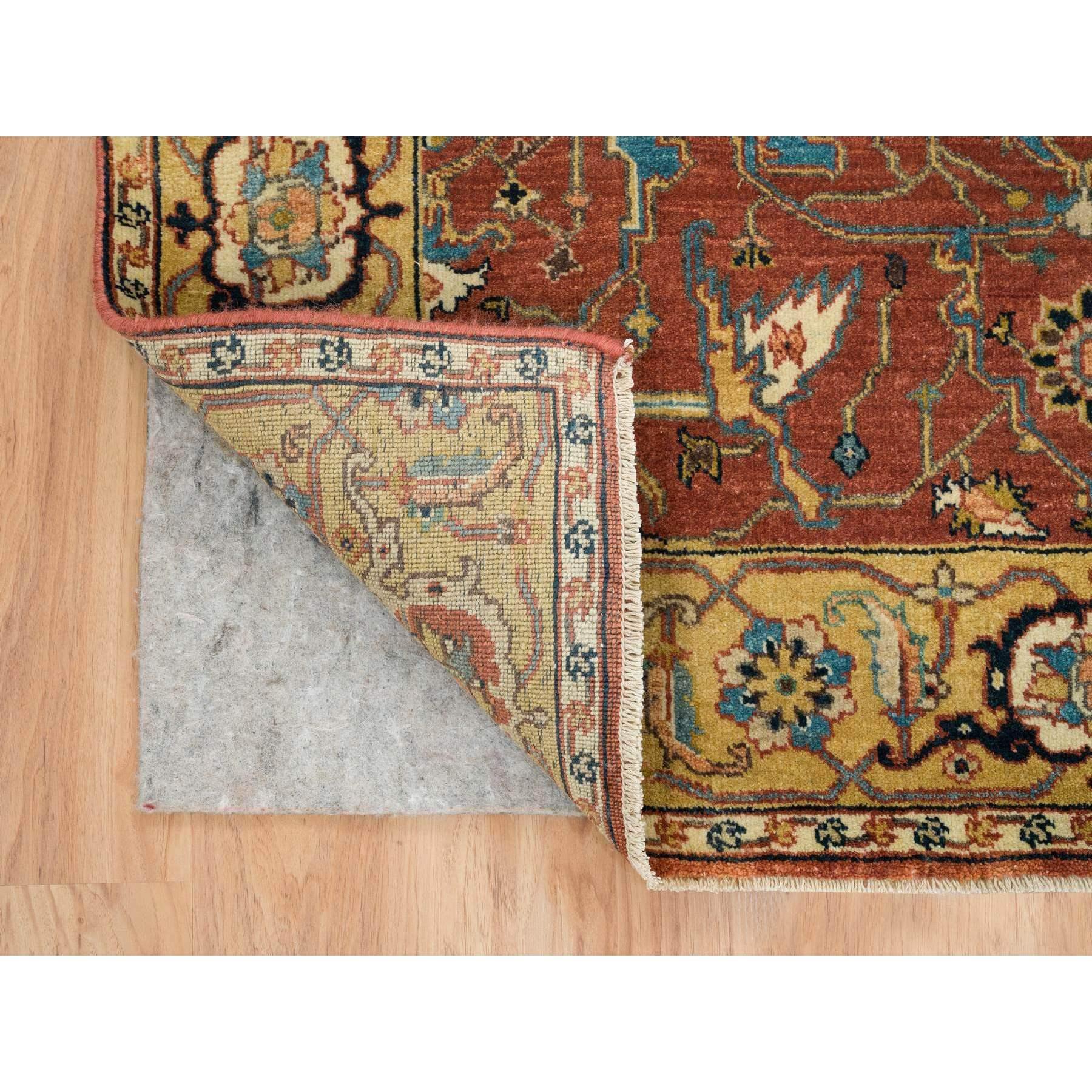 4'x10' Terrakotta Roter Heriz Re-Creation Handgeknüpfter breiter Wollteppich (Heriz Serapi) im Angebot