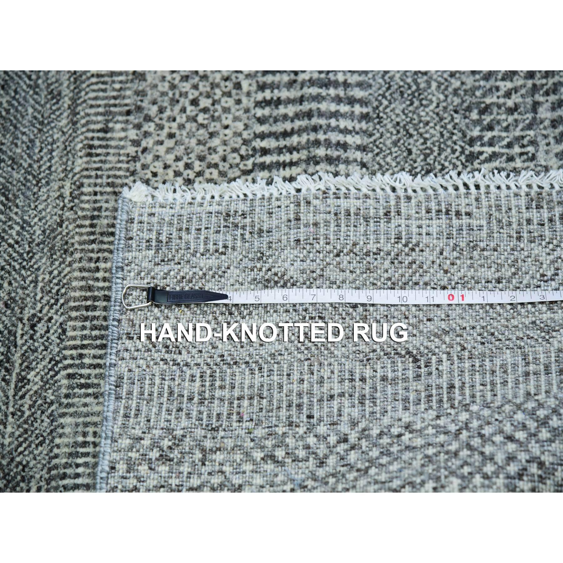 Tappeto orientale moderno 4'x10'2