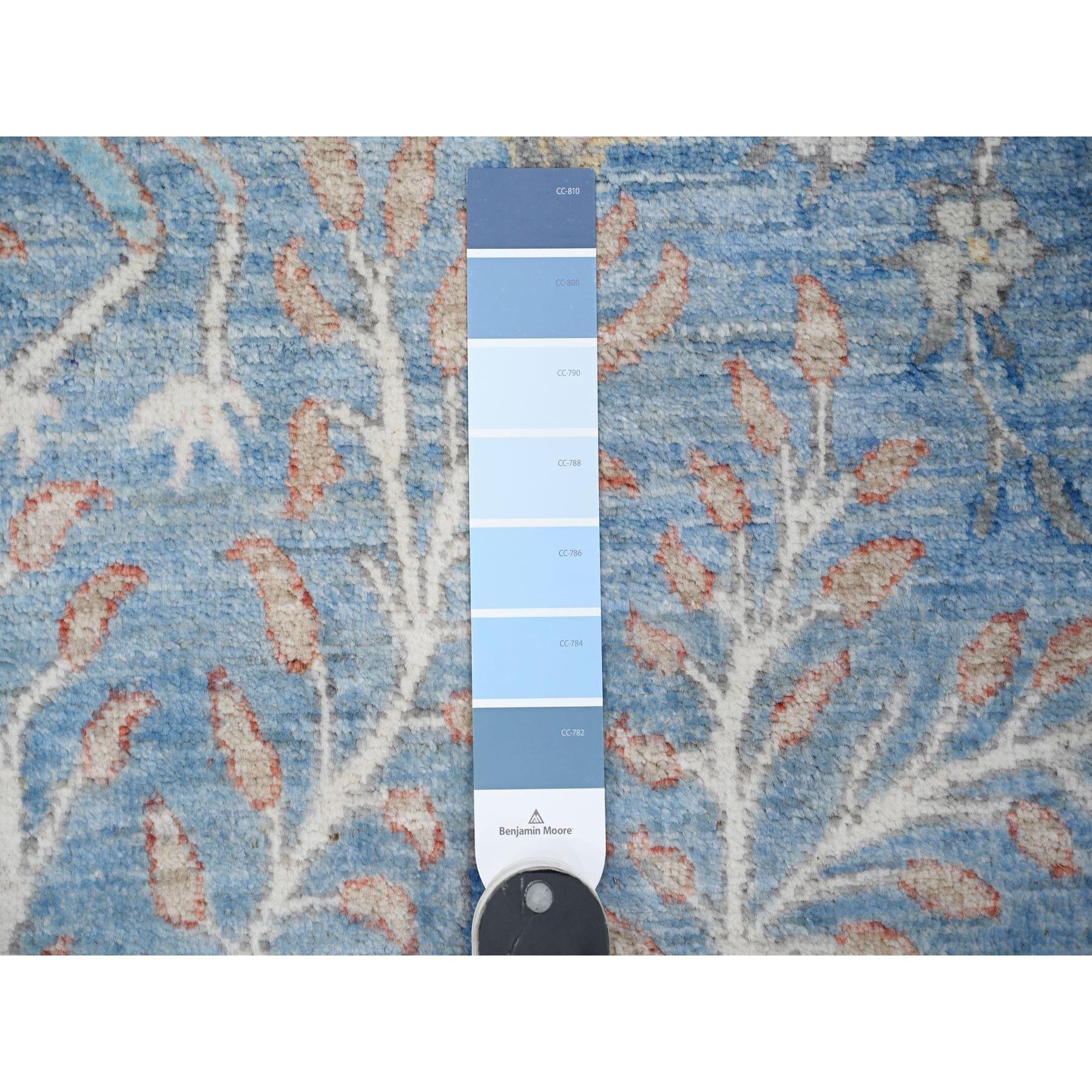 Alfombra Ancha Anudada a Mano de Lana Suave Peshawar Birds Paradise Azul 4'x11'10 Oushak en venta