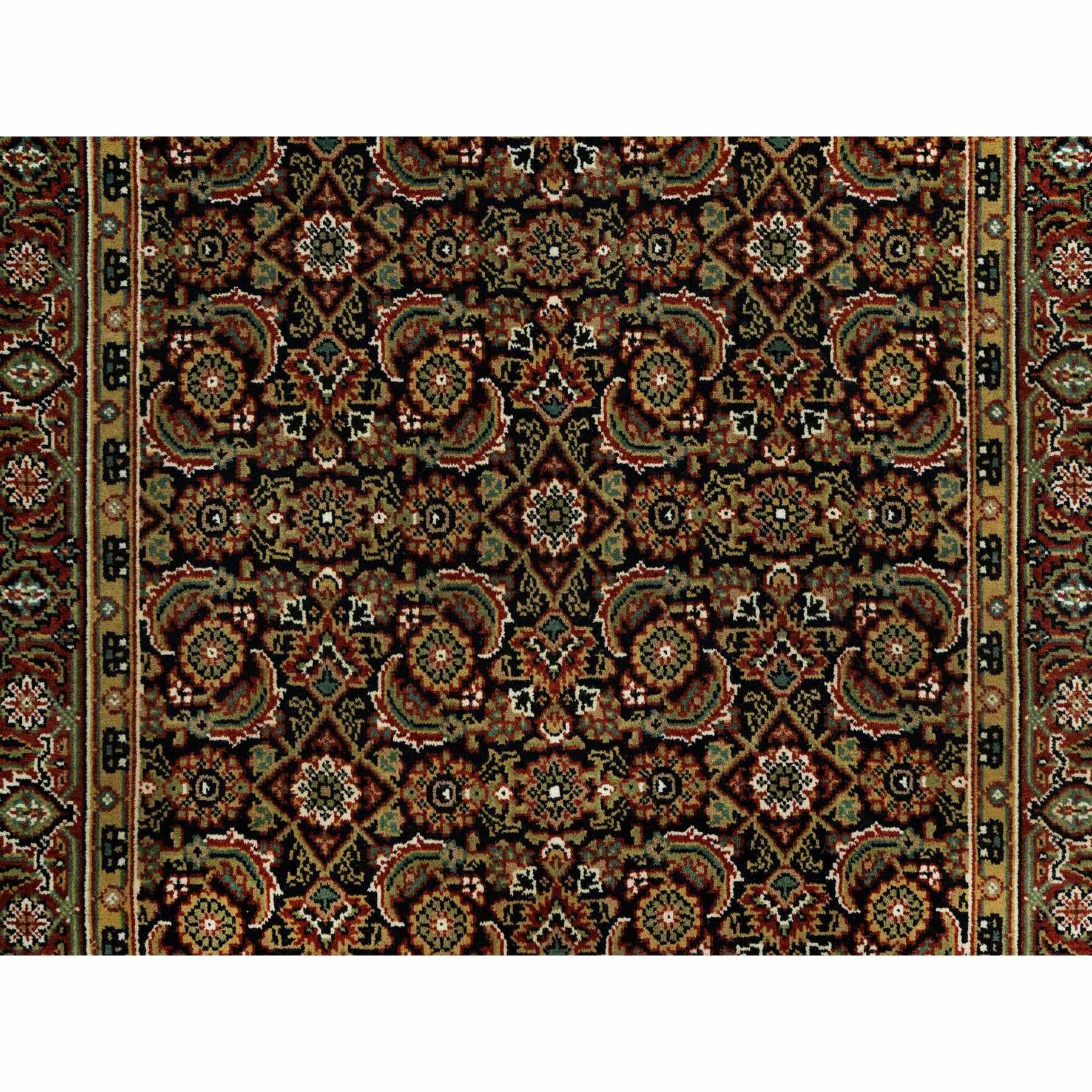 Noué à la main 4'x11'9
