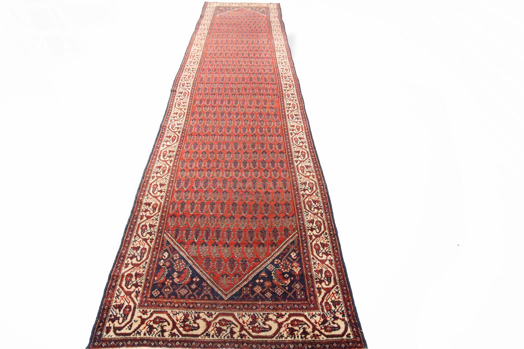 Antique Persian Runner Antique Persian Malayer Runner Paisley 1900 Large In Good Condition For Sale In New York, NY