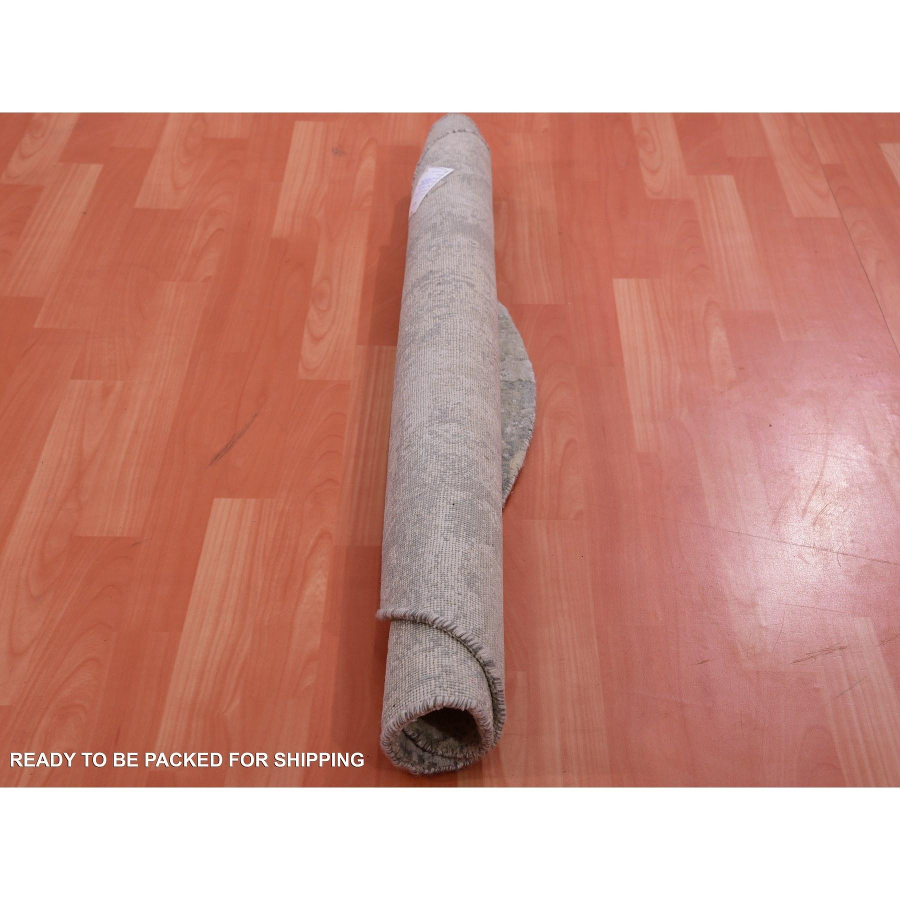 4'x4' Gray Modern Wool and Silk Hand Knotted Abstract Design Round Rug Tejido a mano en venta