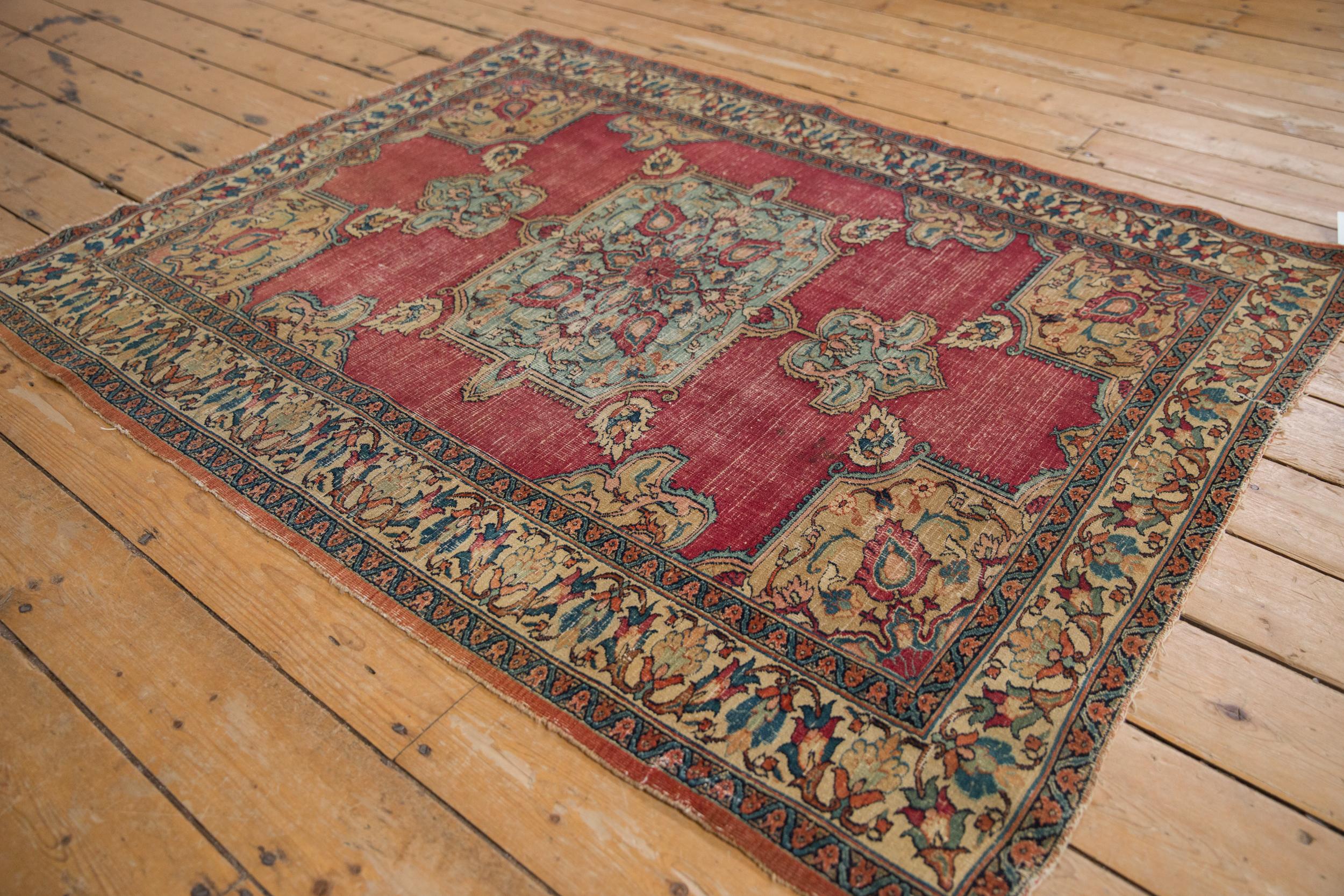 Early 20th Century Antique Fine Doroksh Rug For Sale