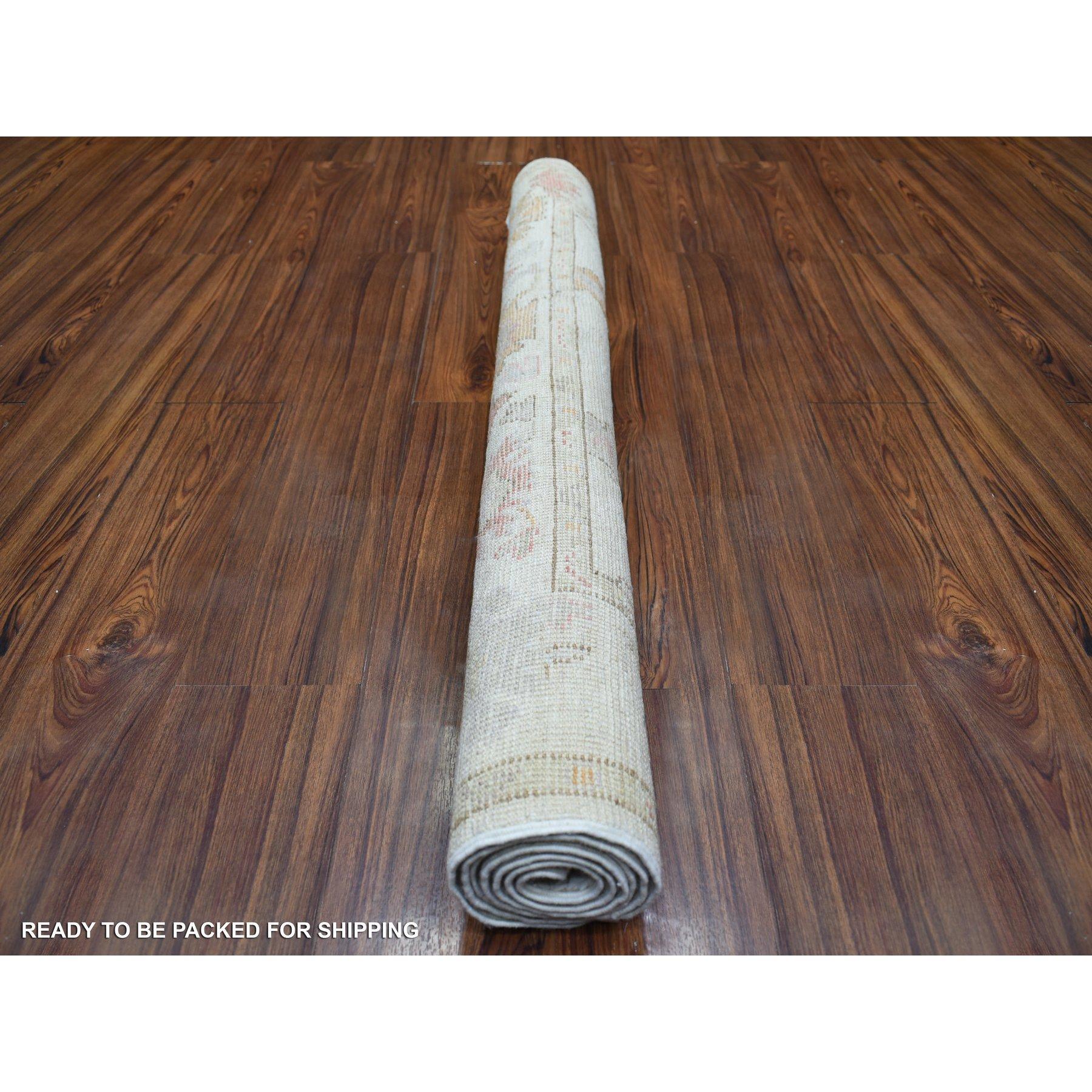 Hand-Knotted 4'x5'8'' Cream Angora Oushak Large Leaf Design Hand Knotted Rug For Sale