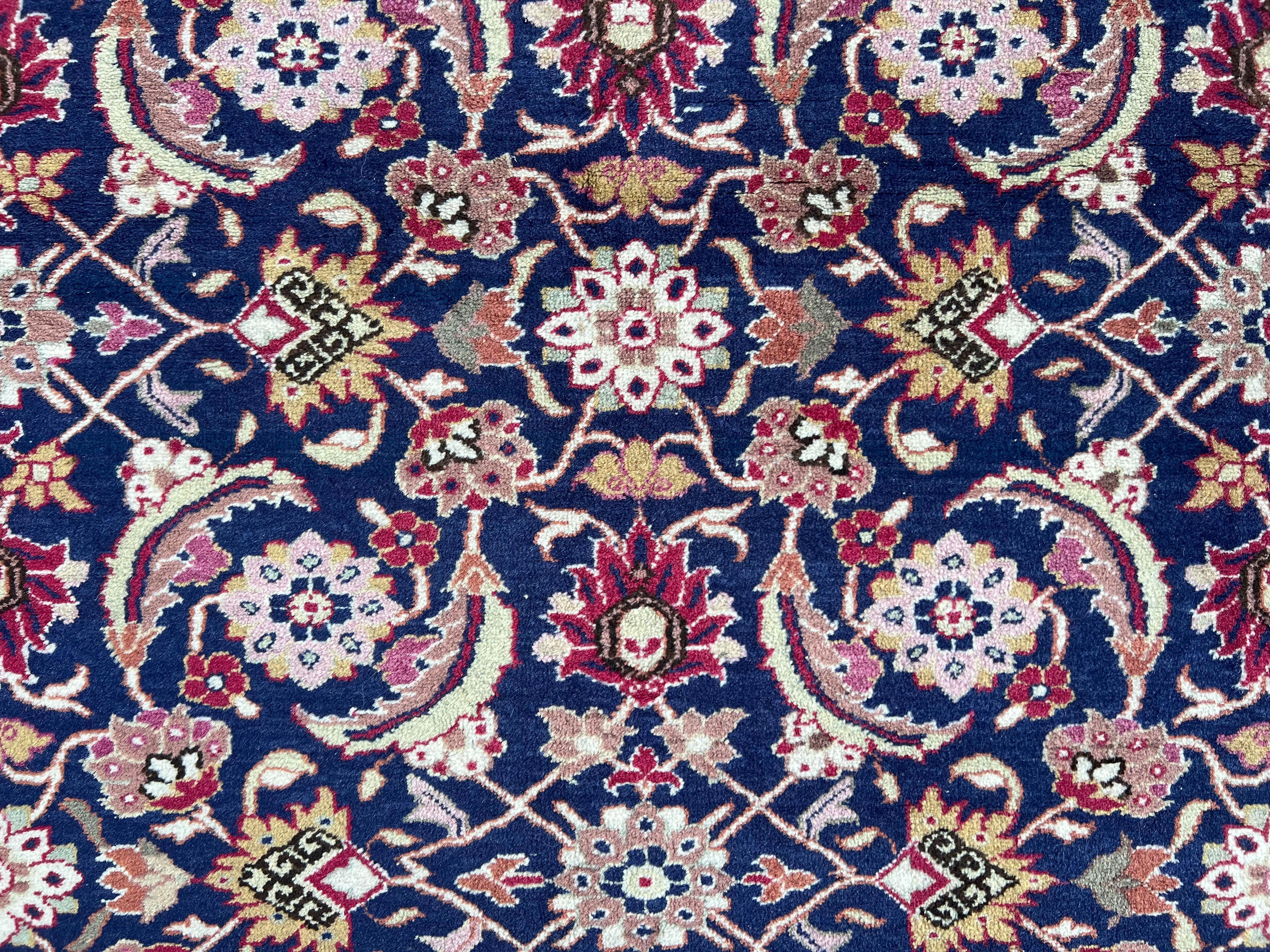 4x5.8 Ft Raro tappeto vintage fatto a mano in Turchia, Manchester Kayseri, 100% lana in vendita 3