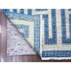 4'x5'9" Blauer feiner Peshawar kompliziert mit Labyrinth Design handgeknüpfter Wollteppich