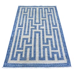 4'x5'9" Blauer feiner Peshawar kompliziert mit Labyrinth Design handgeknüpfter Wollteppich