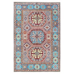 4'x5'9" Gris tourterelle Kazak noué à la main Médaillons géométriques Design/One Tapis de laine souple
