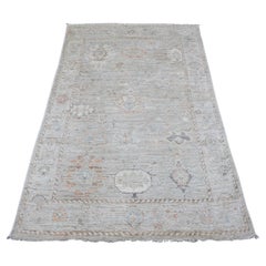 4'x6' Wolkengrauer handgeknüpfter Teppich aus aller Wolle Afghanischer Angora mit Oushak-Blattmuster