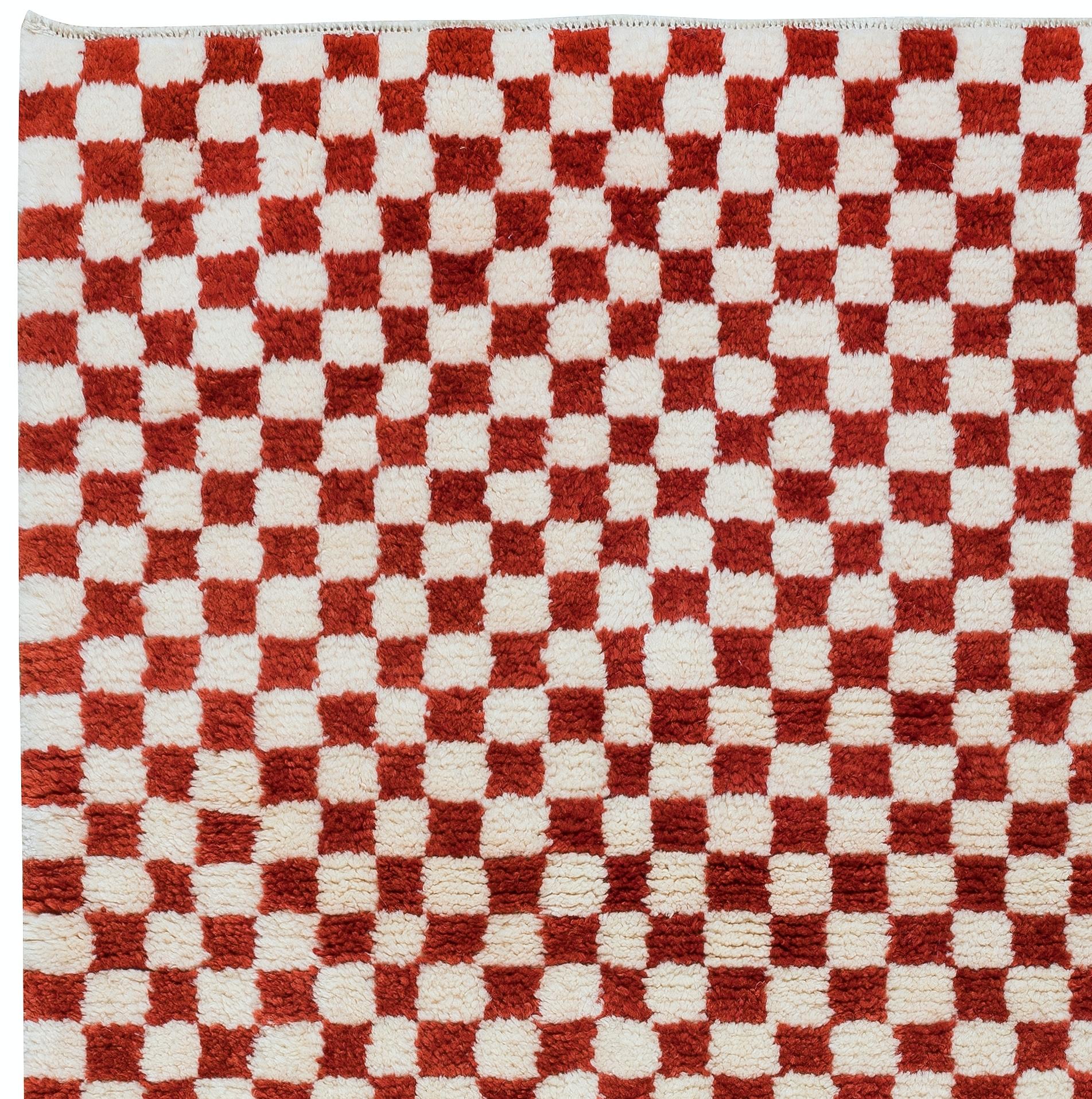 Modern Handmade Checkered Design Tulu Rug in Red and Ivory. All Soft, Cozy Wool In New Condition For Sale In Philadelphia, PA