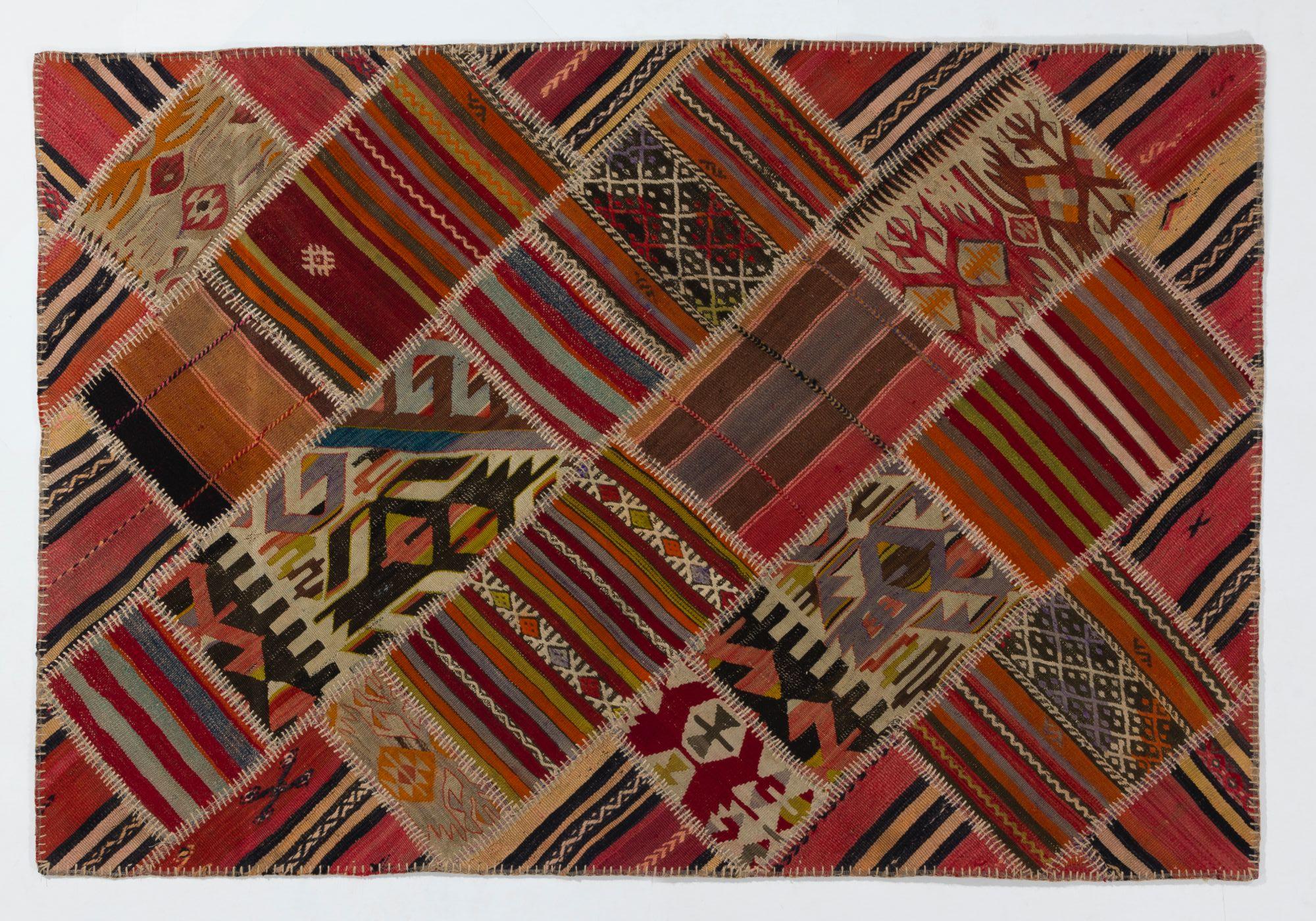 4x6 Fuß bunter handgefertigter türkischer Patchwork-Kelim-Teppich aus Wolle 'Flat-Weave' (Handgewebt) im Angebot