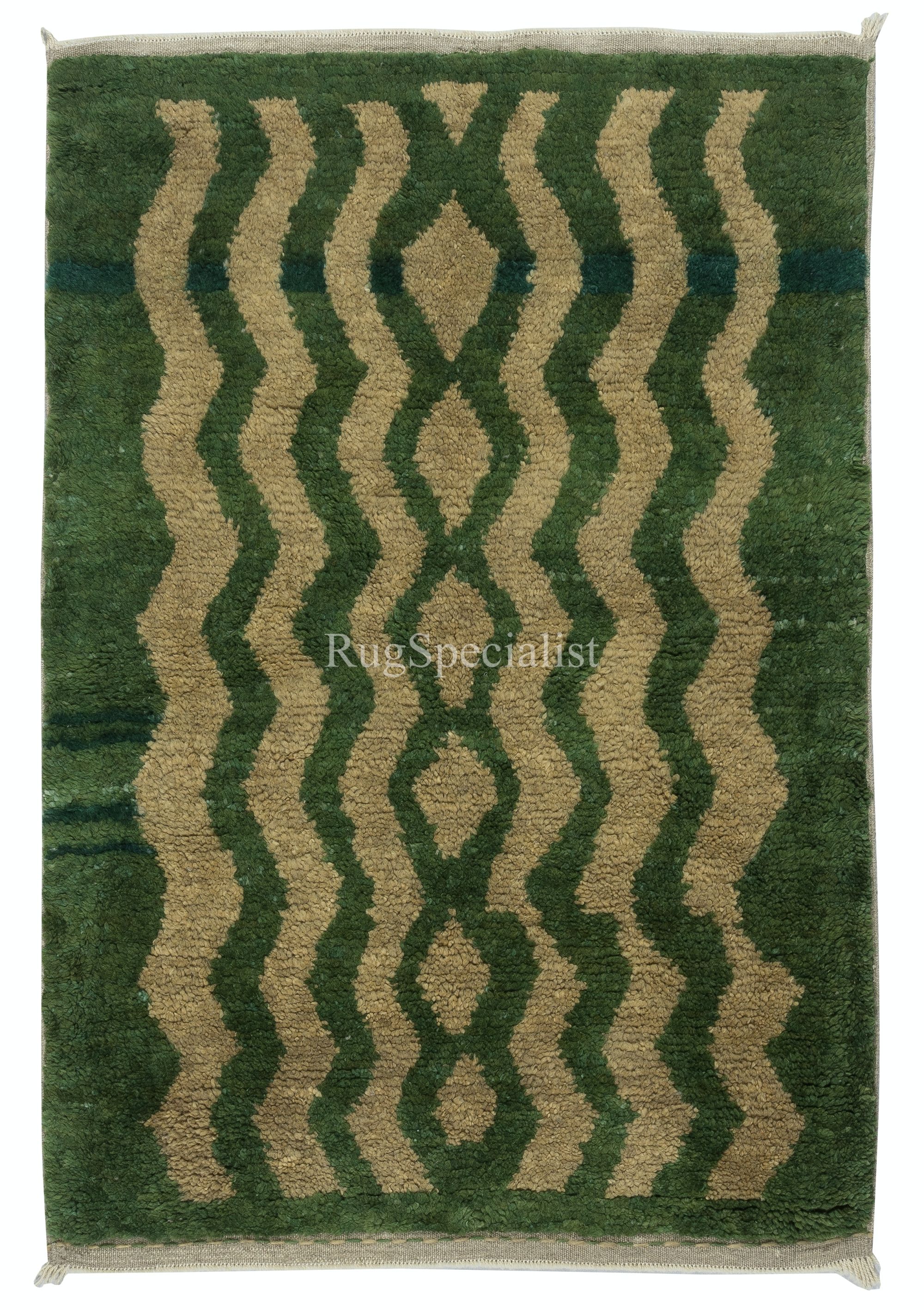 4x6 Ft Custom Handmade "Tulu" Rug, Green Zigzag Design Turkish Carpet. 100% Wool For Sale