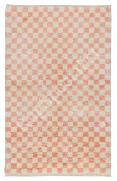 4x6 ft Handmade Checkered Design Tulu Rug in Soft Pink & Beige. 100% Wool