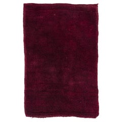 4x6 Ft Minimalist Retro "Tulu" Rug in Solid Maroon Red Color, 100% Soft Wool