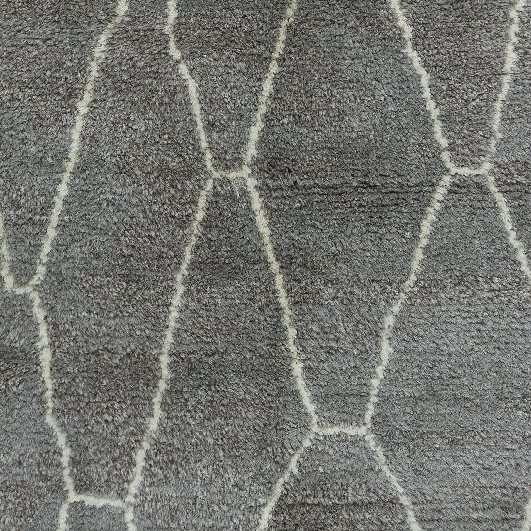 Moderne 4x6 Ft Modernity Tapis Tulu Marocain en Gris, Qualité supérieure 100% Laine Naturelle en vente
