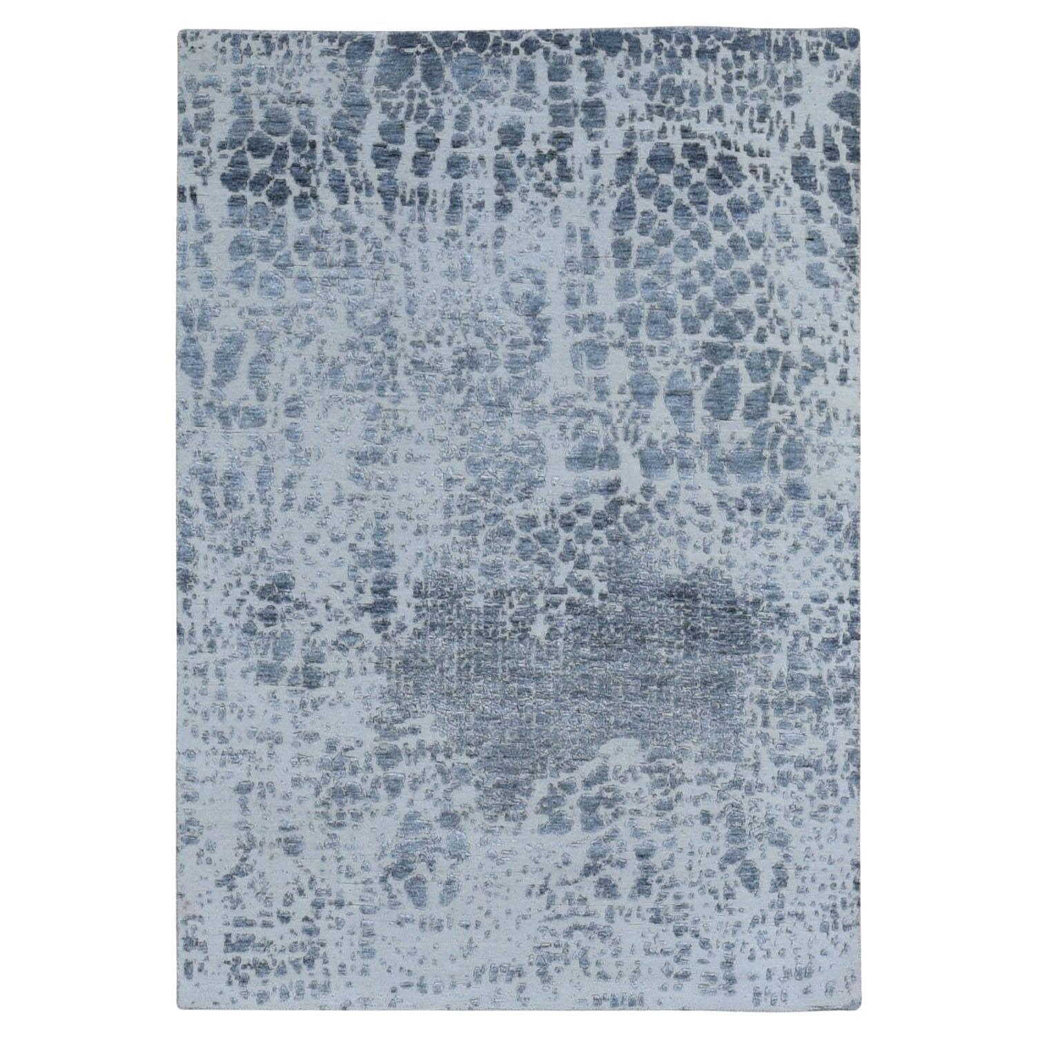 4'x6' Gray Abstract Design Wool And Silk Hi-Low Pile Denser Weave Rug