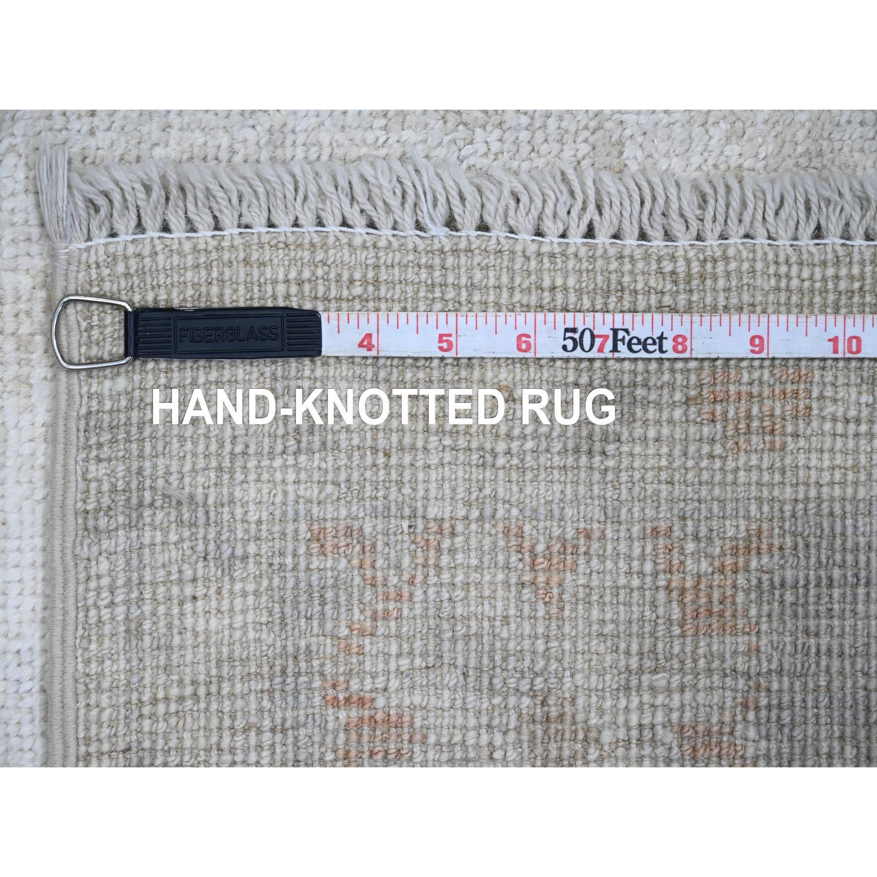 4'x6' Grau Afghan Angora Oushak Leaf Design Hand geknüpft reine Wolle Teppich (21. Jahrhundert und zeitgenössisch) im Angebot