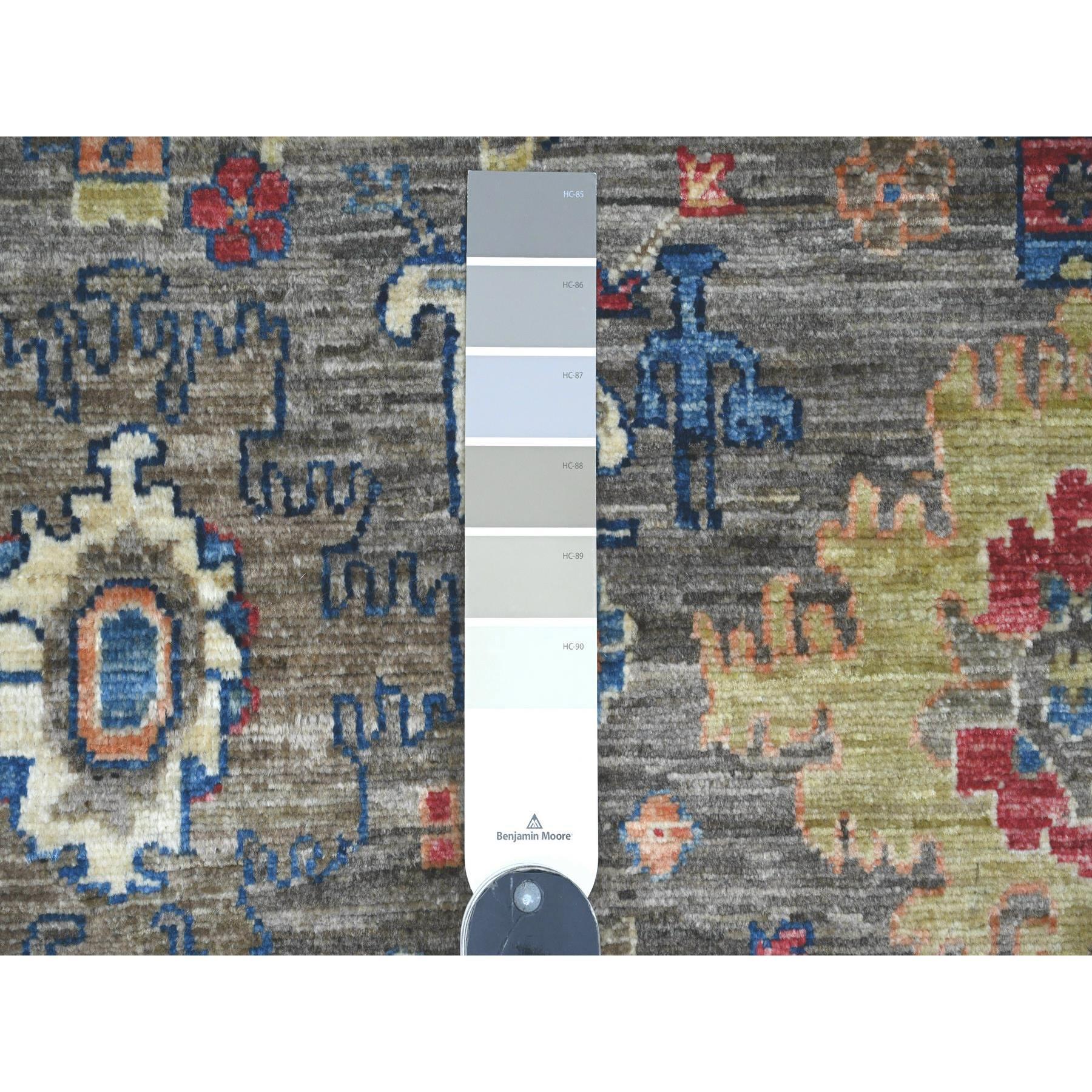Tribal 4'x6' Gray Aryana Grade Peshawar Ziegler Mahal Design Hand Knotted Wool Rug For Sale